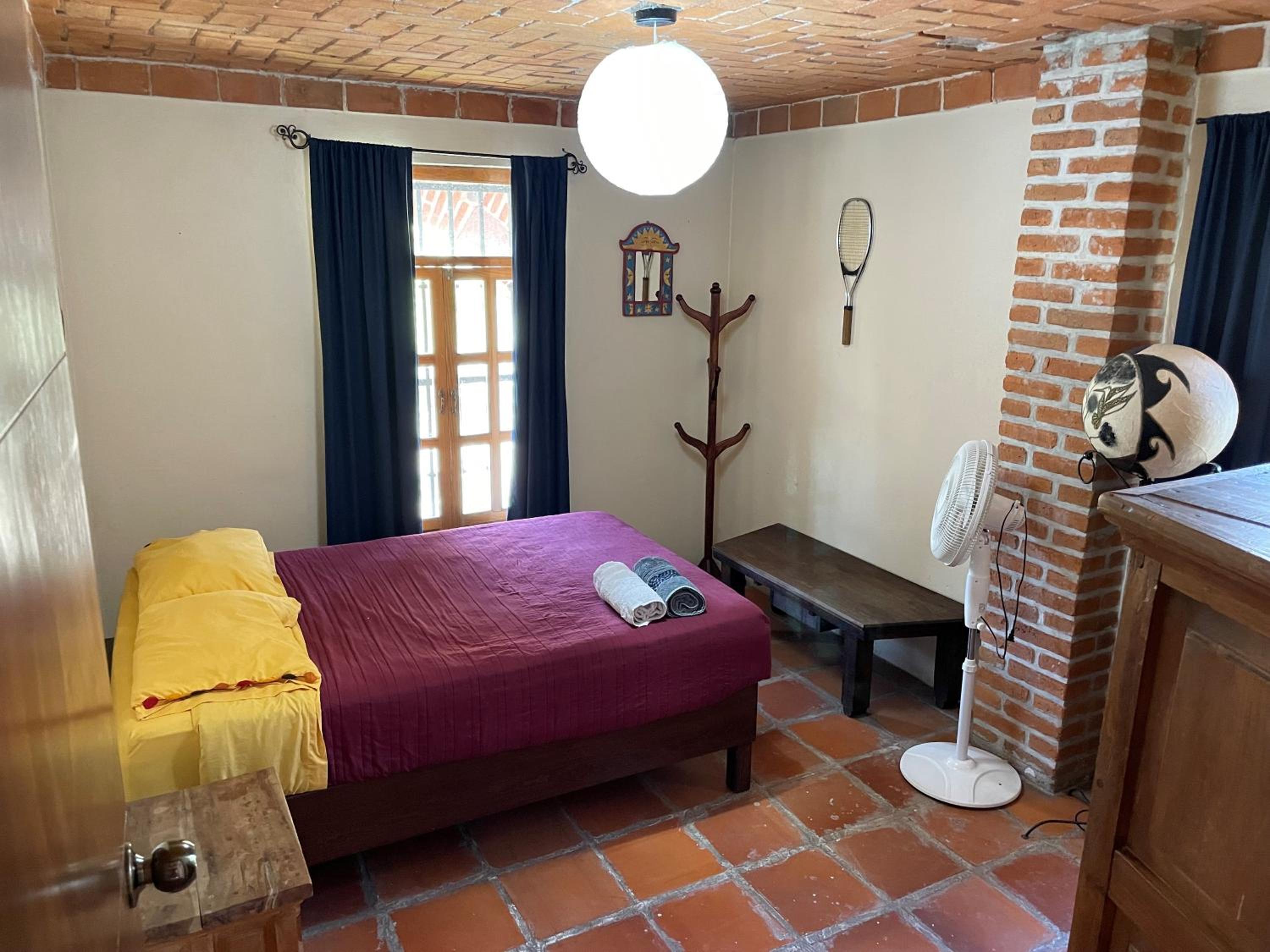 La Escondida, alberca, jardín, asador y vistas