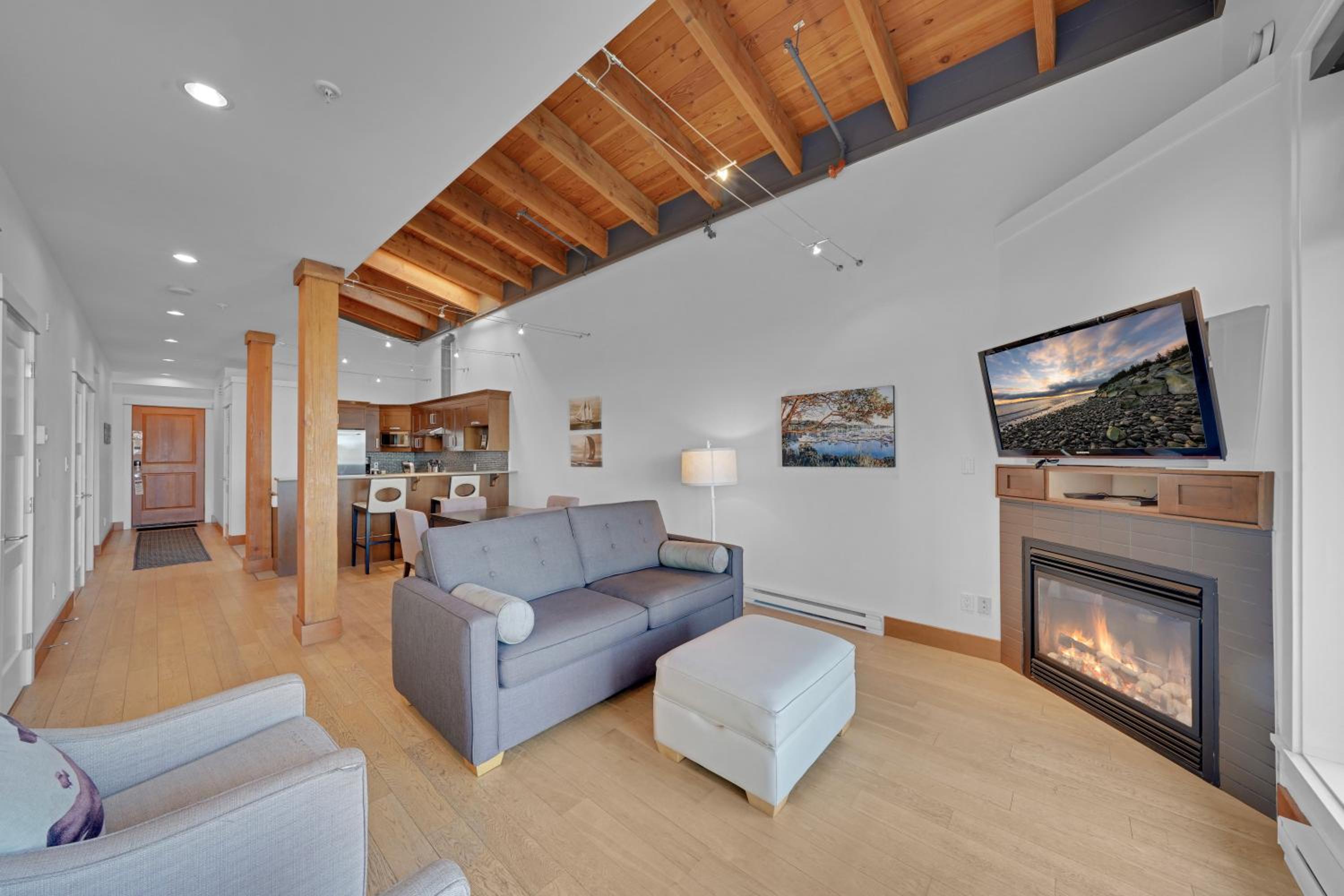 Mariner's Loft - Salt Spring Island