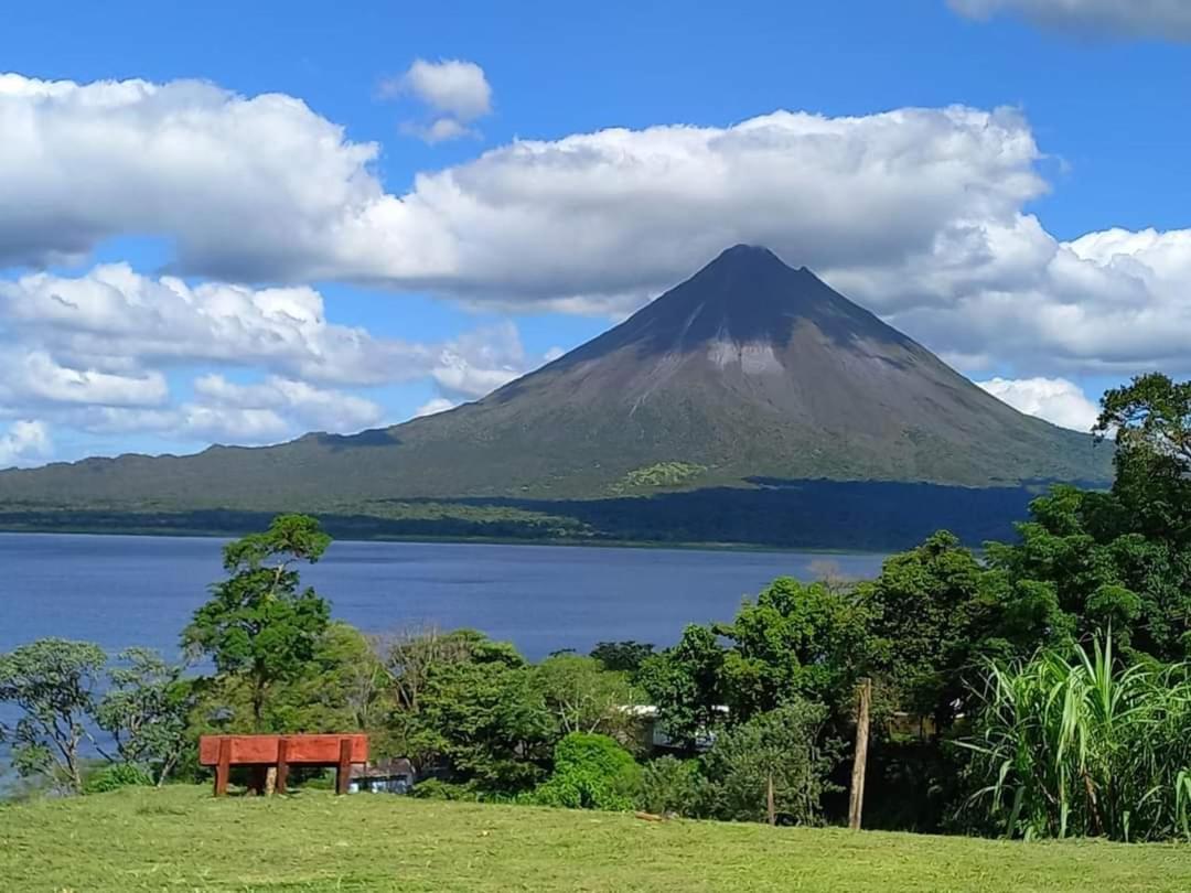 Sunset Inn Arenal B&B