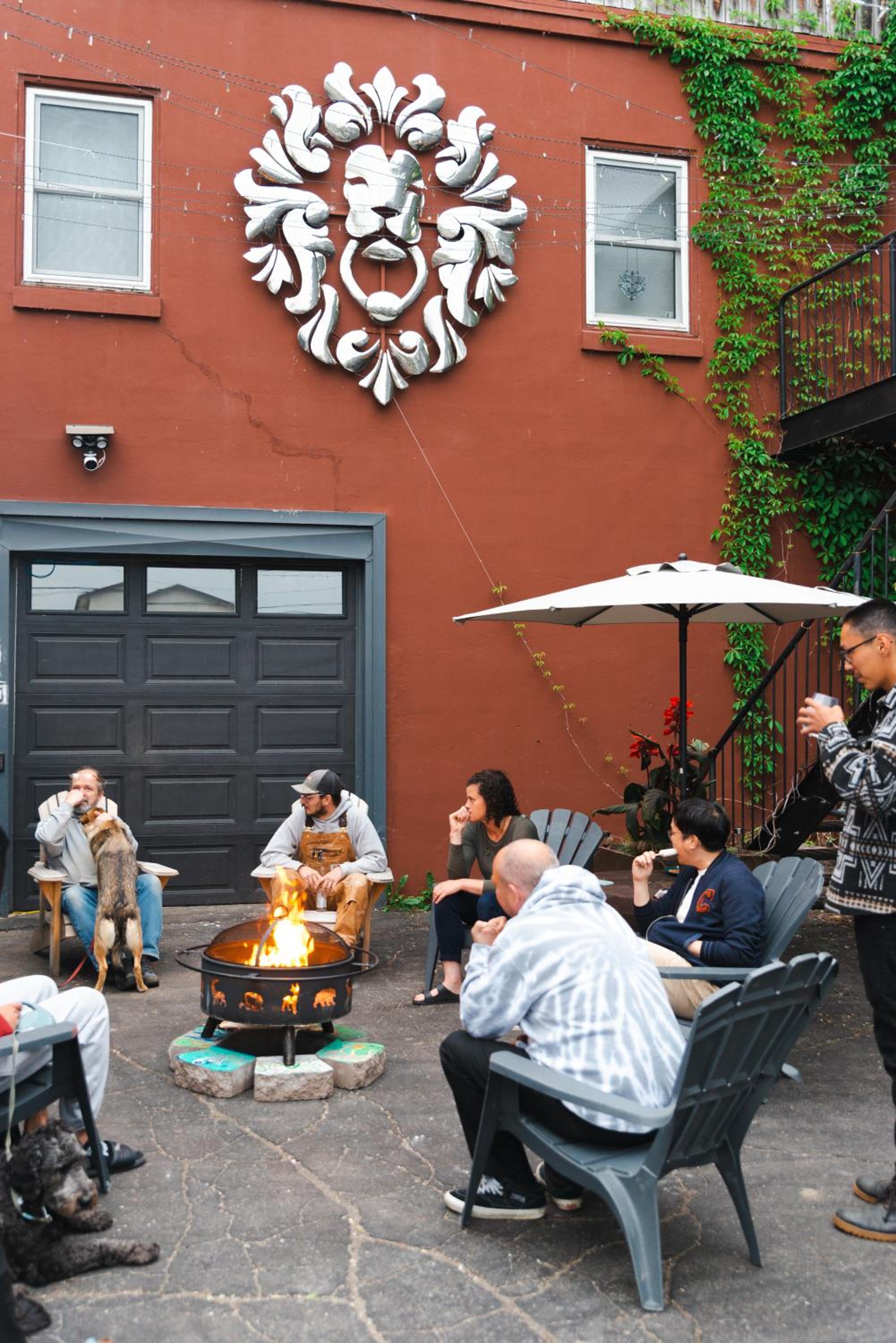 Thunder Bay Vacations - The Haven Hostel - Property Image 1