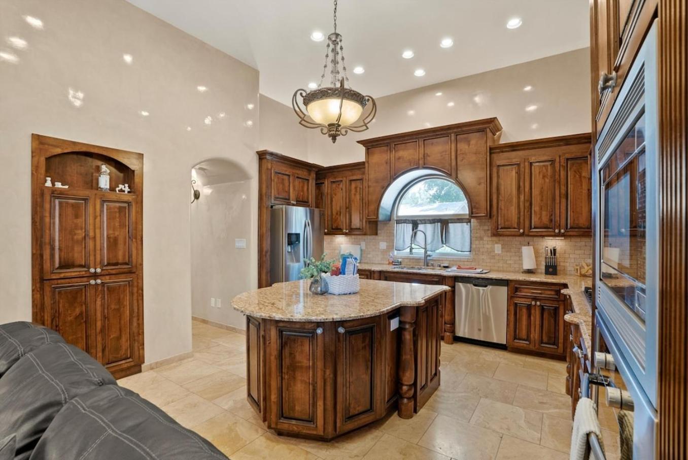 Luxury Tuscan Villa Near Old Town view 5