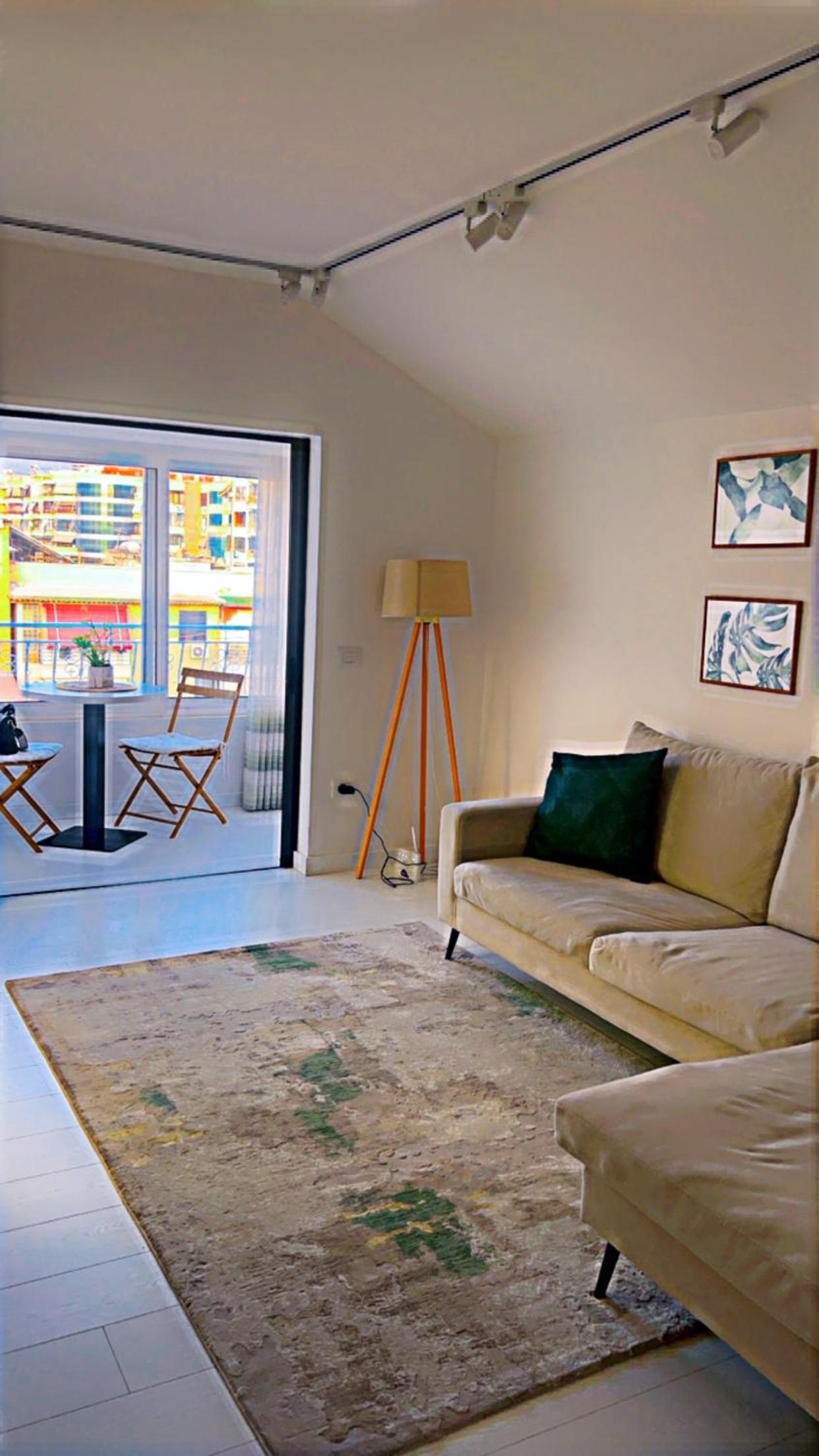 Pam apartment