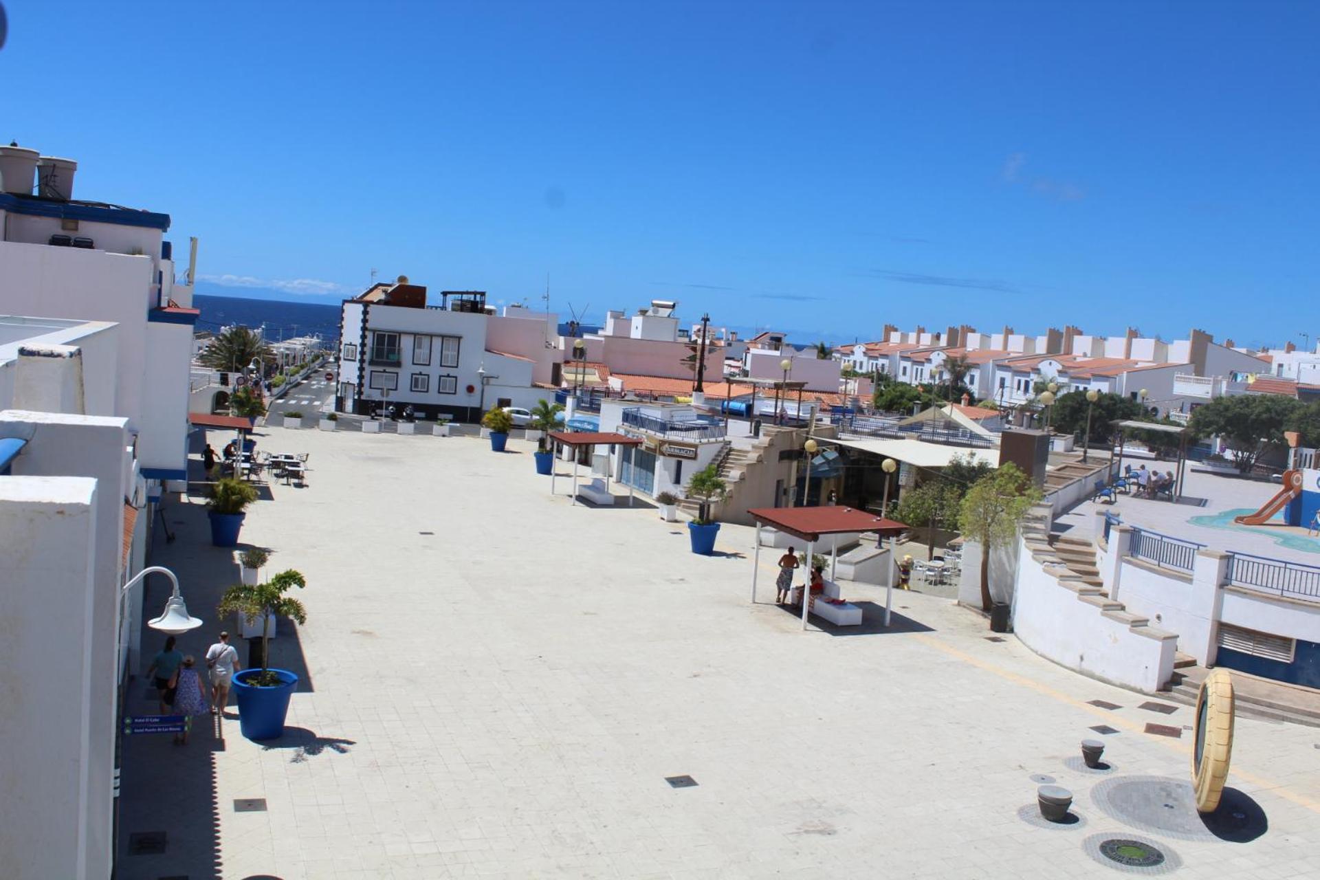 La Avenida Las Nieves Agaete