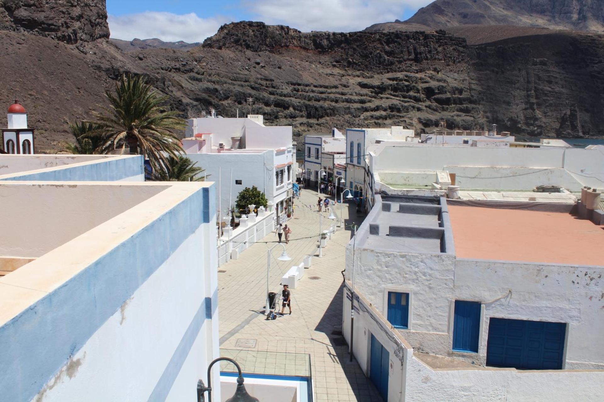 La Avenida Las Nieves Agaete