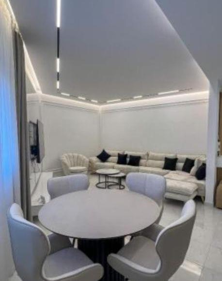 Pam 2 apartment