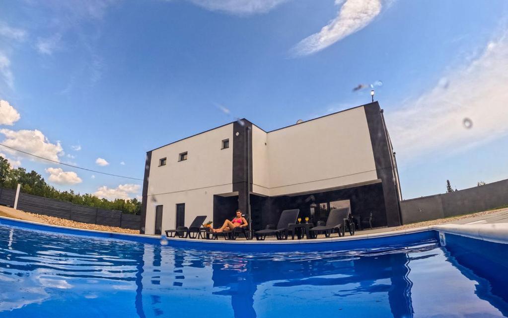 Villa La Vita, Ljubuški