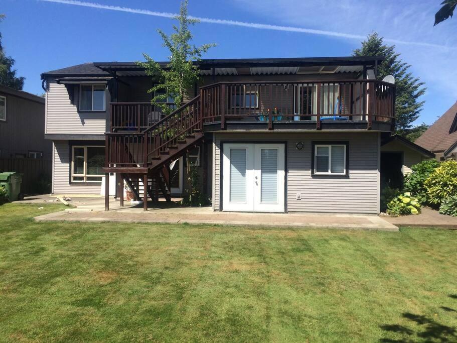 Adorable Private Stay with Garden View in Richmond