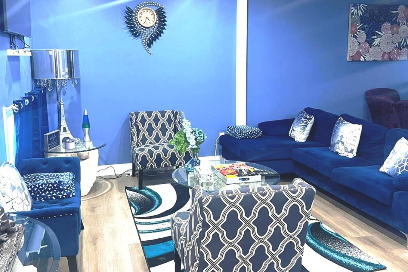 56 Executive Business Home W Ac 10 Min To Airport