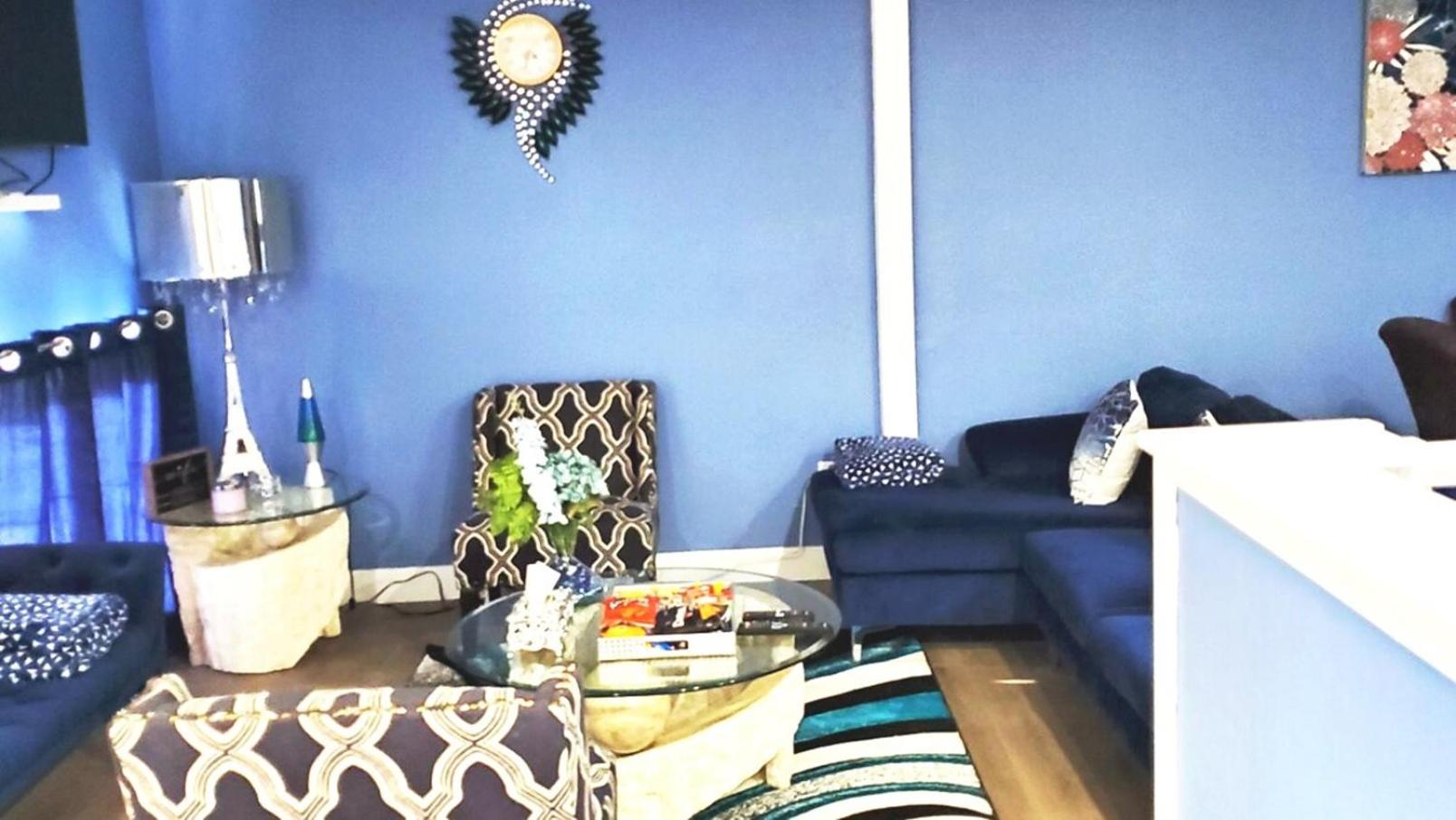 56 Executive Business Home W Ac 10 Min To Airport