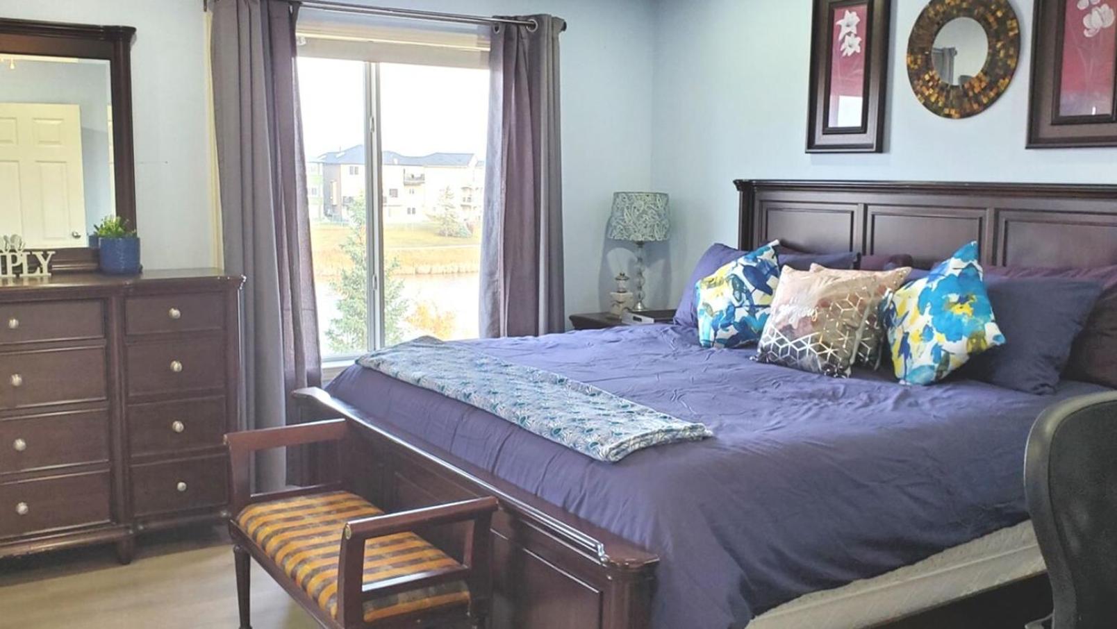 56 Executive Business Home W Ac 10 Min To Airport