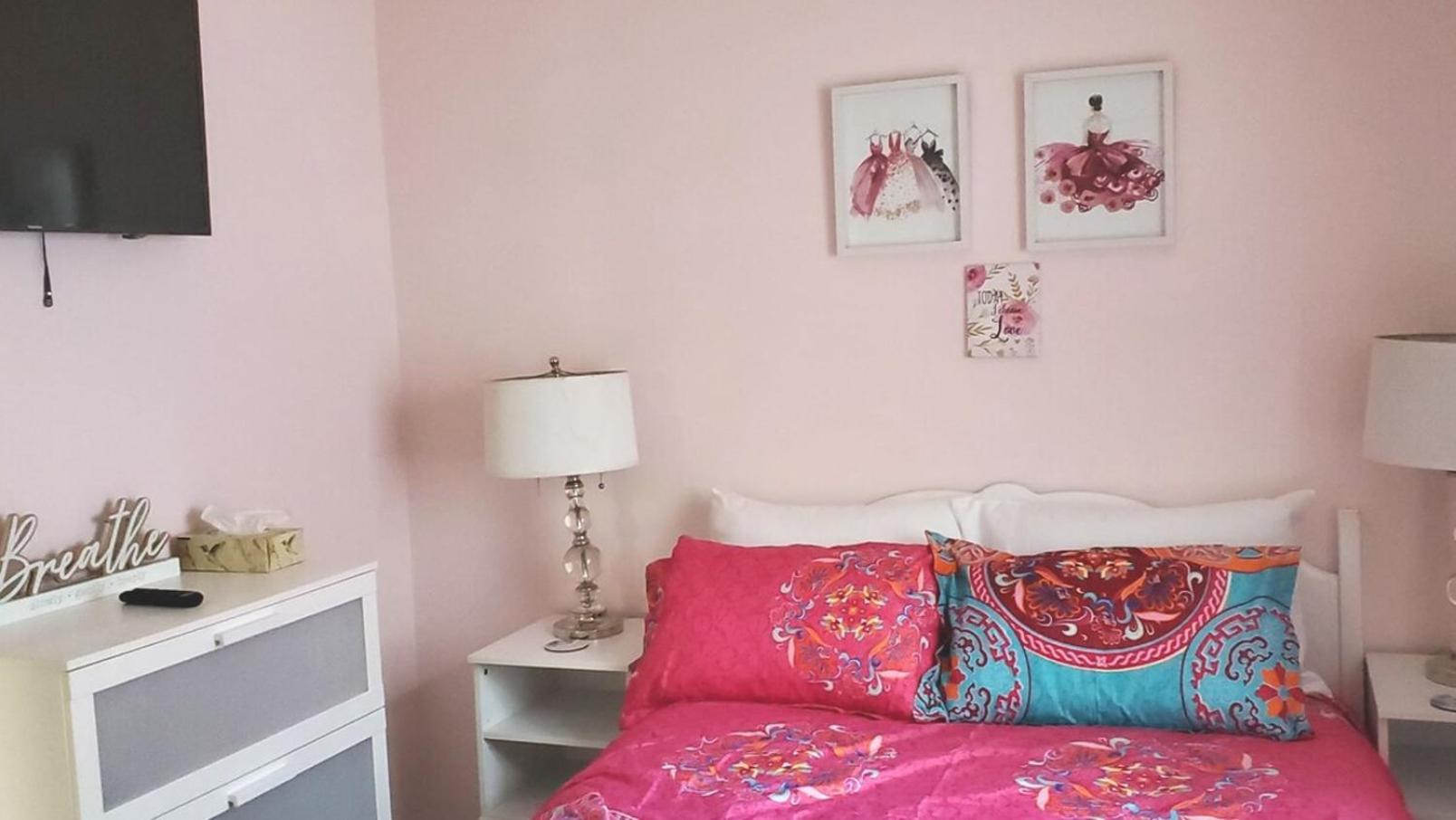 56 Executive Business Home W Ac 10 Min To Airport