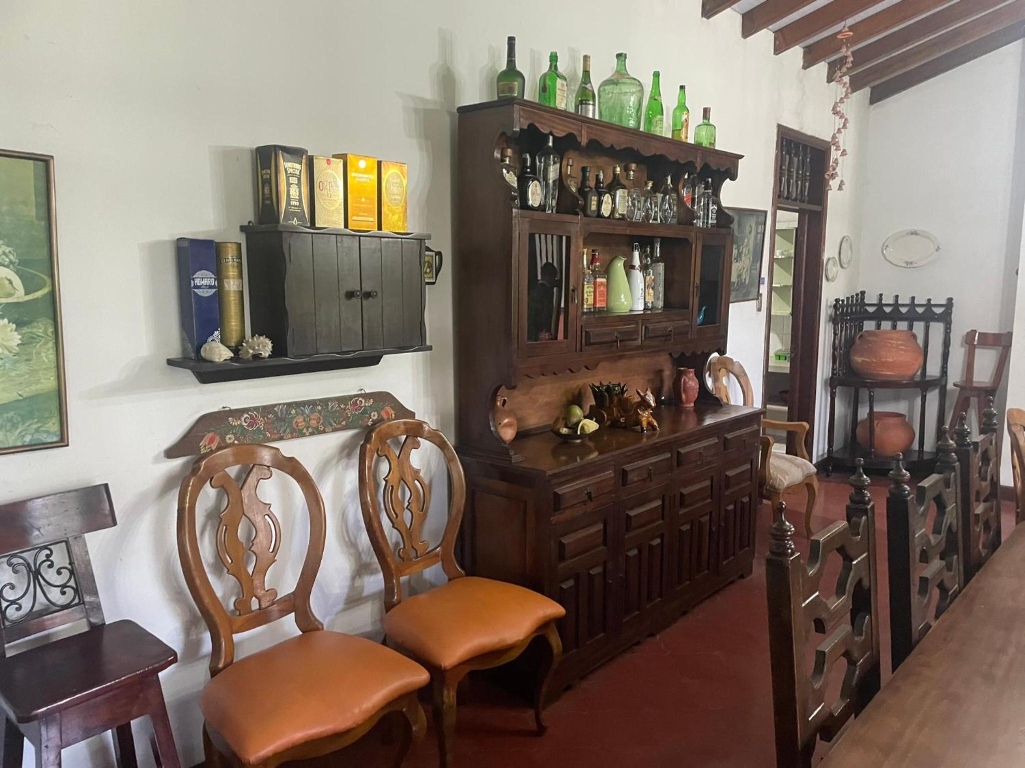 Habitacion Casa Campestre con piscina en Buga