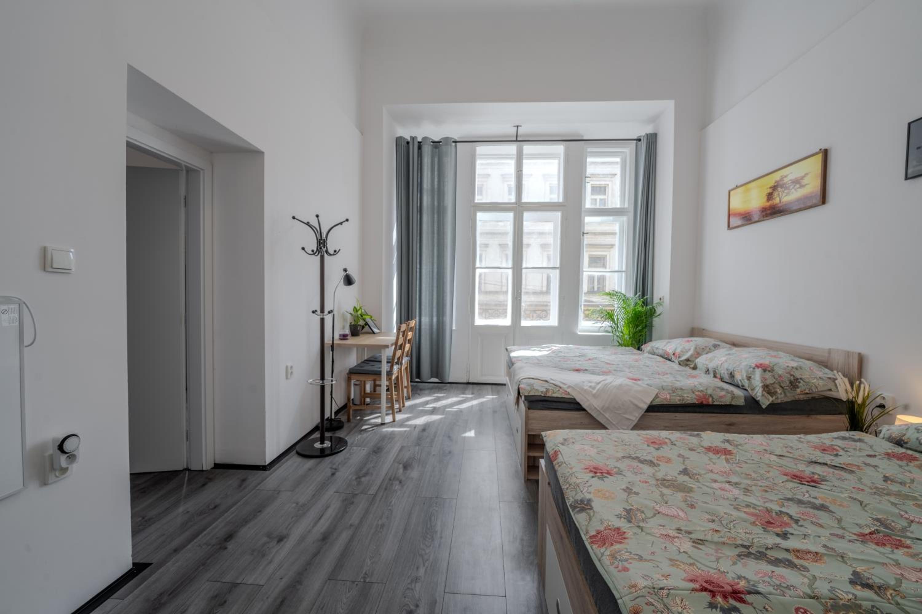 Large Historic Home by Charles Bridge & Parking