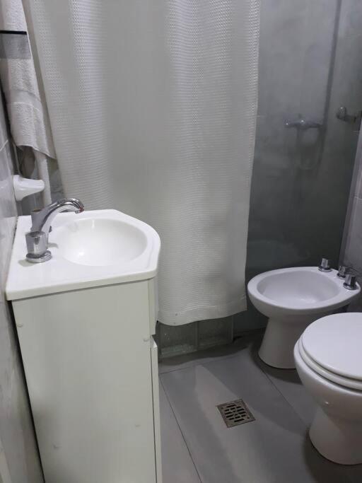DIAZ TOWER apto céntrico,2 cuadras de peatonal y plaza principal