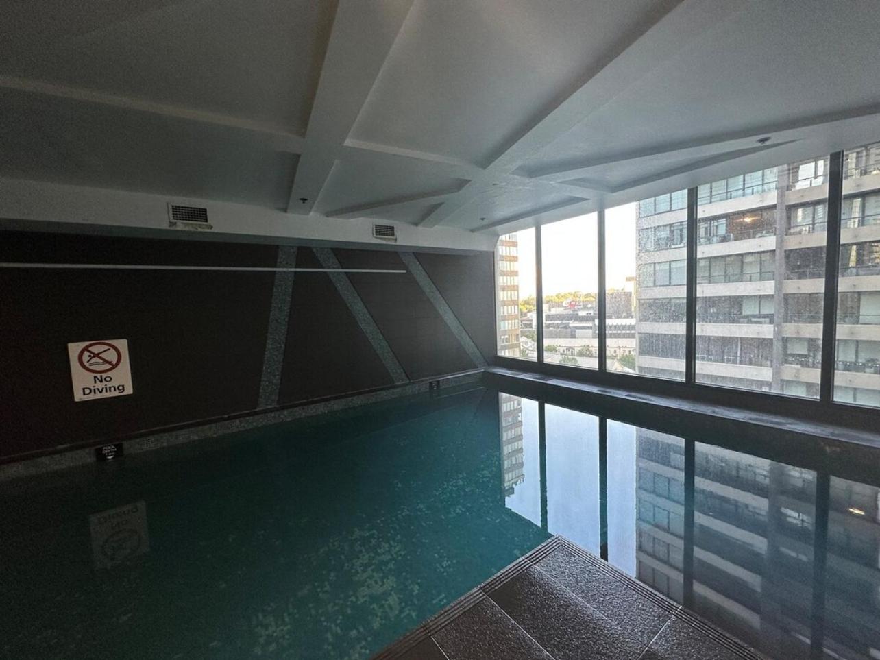 Leisure 2br1ba Apt Southbank Free Parkingpool