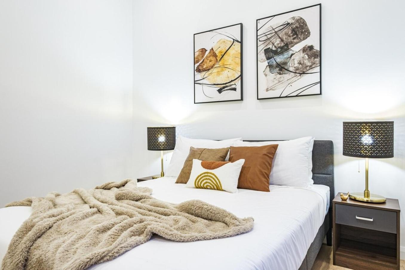 Brand New Modern 3br2ba Townhouse Glen Waverley