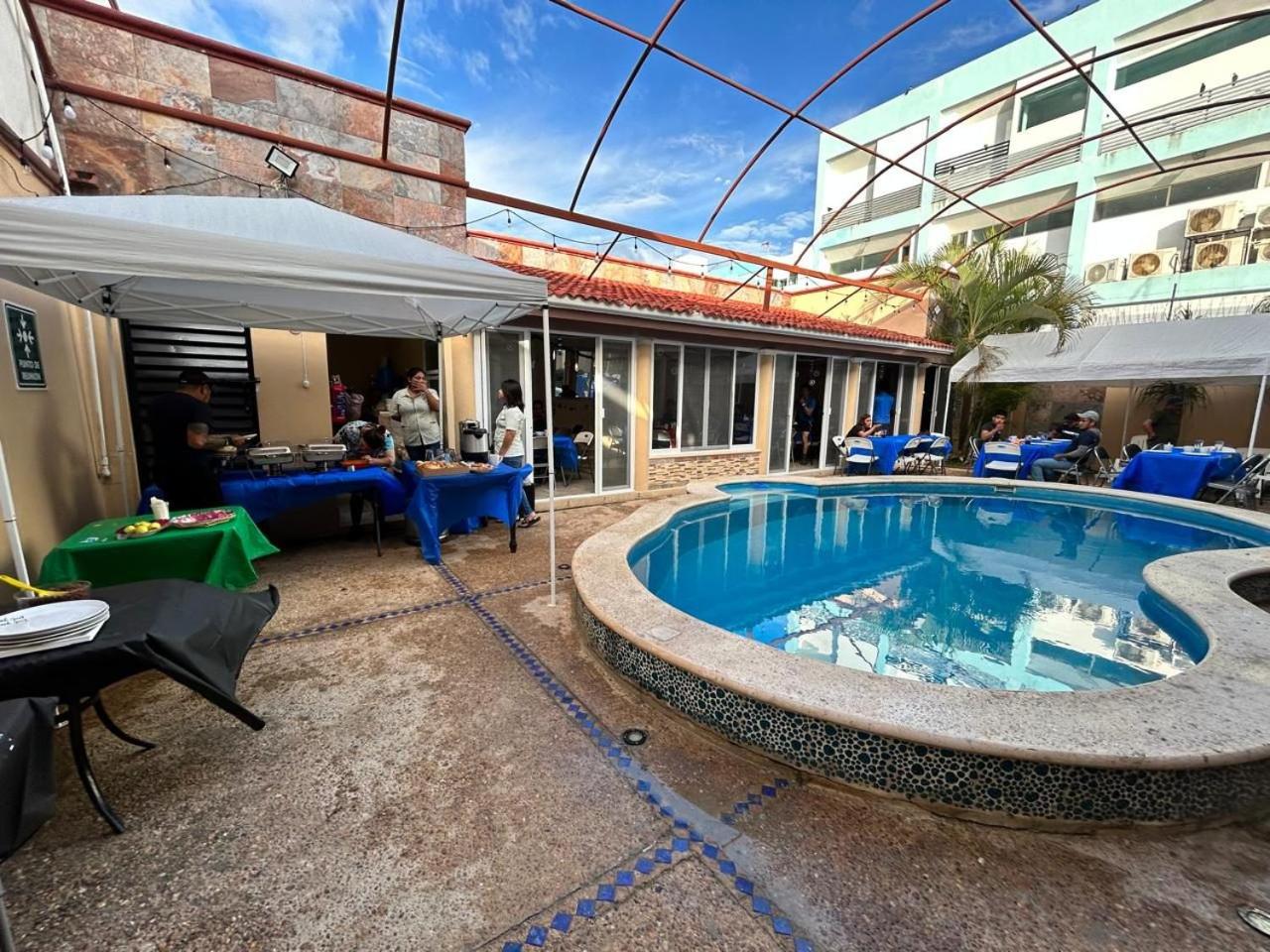 Hotel Las Flores Campeche - Image 1