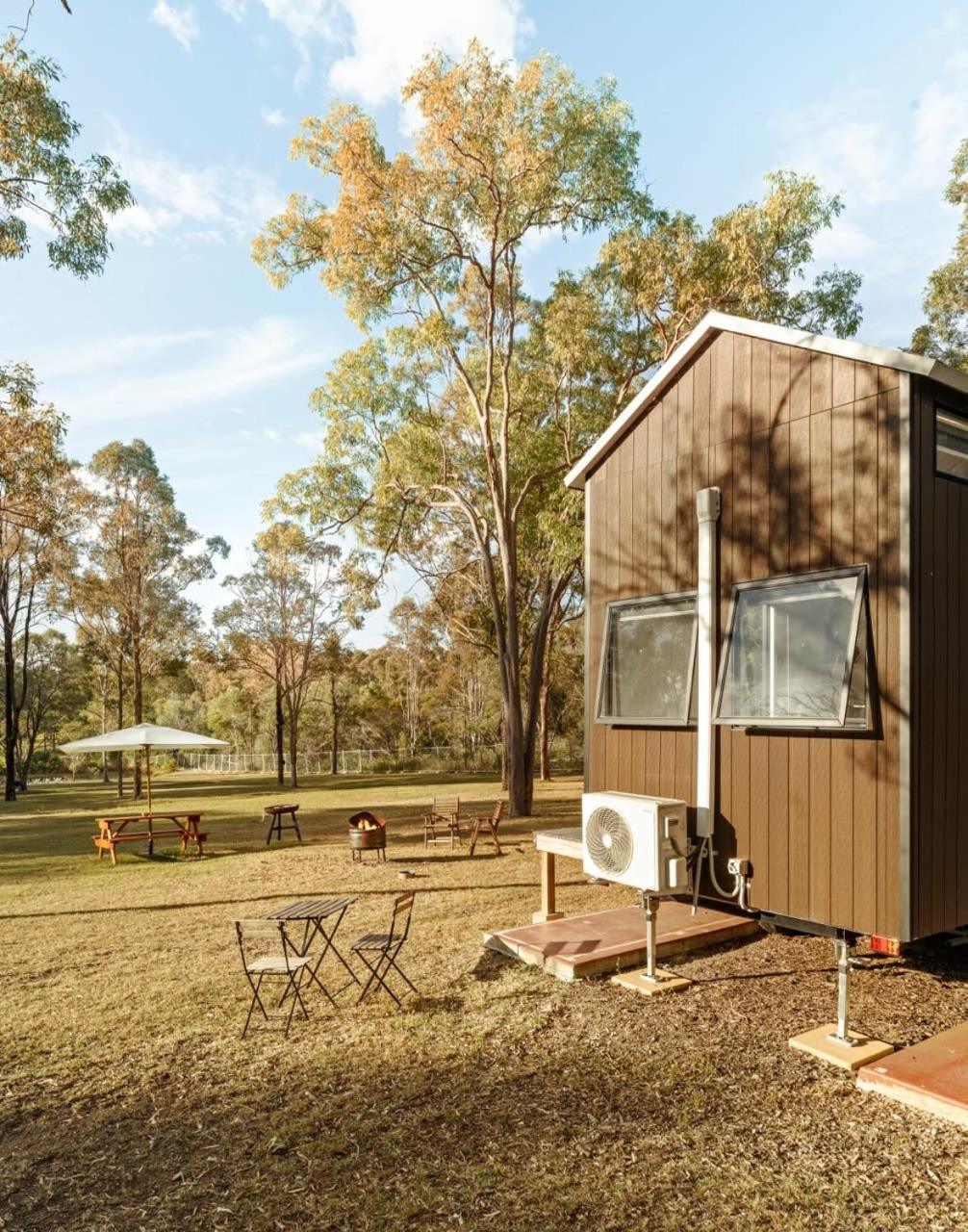 5 Acre Retreat Jimboomba Loft by Tiny Away