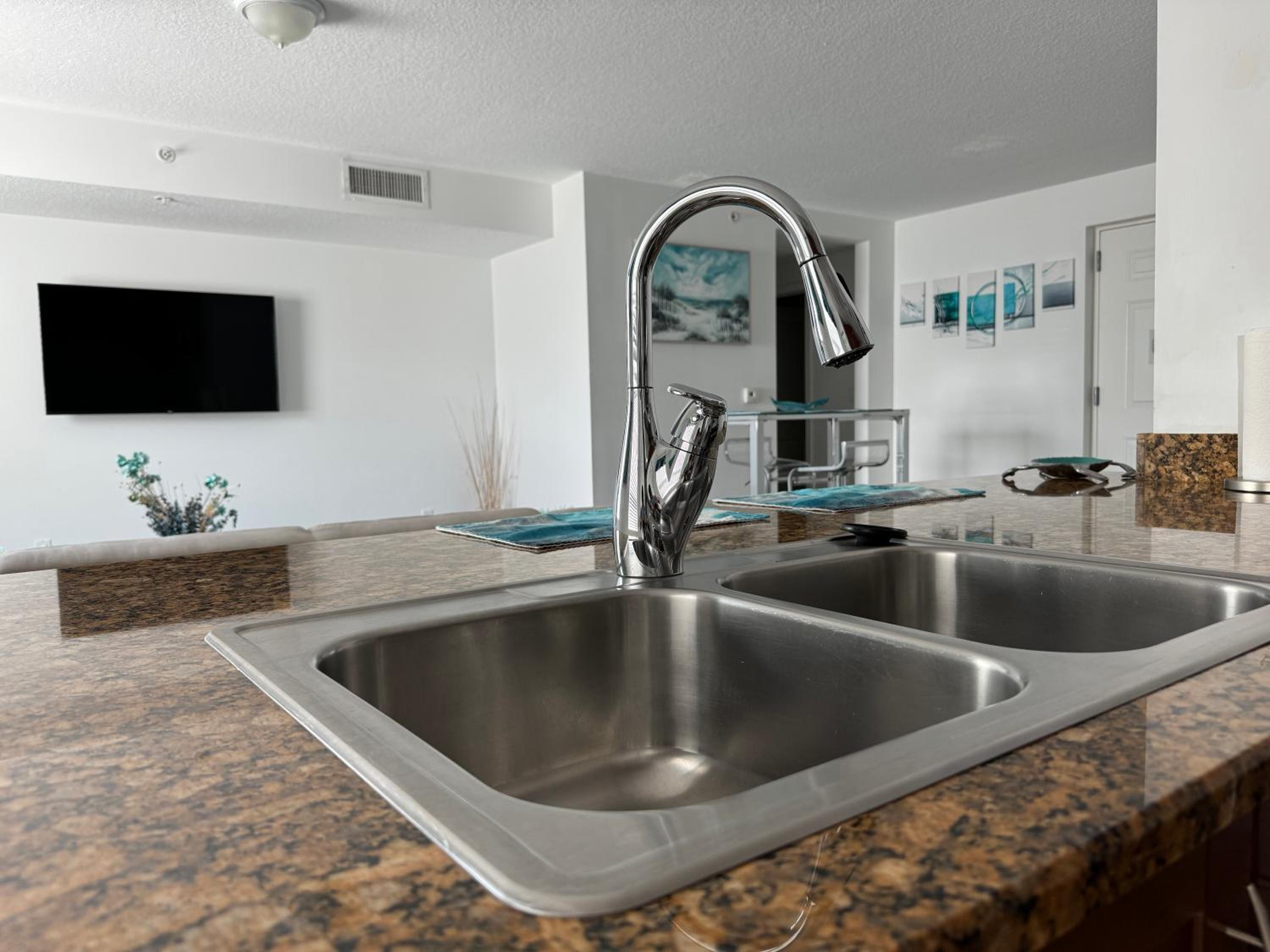 Luxury Oasis Suite
