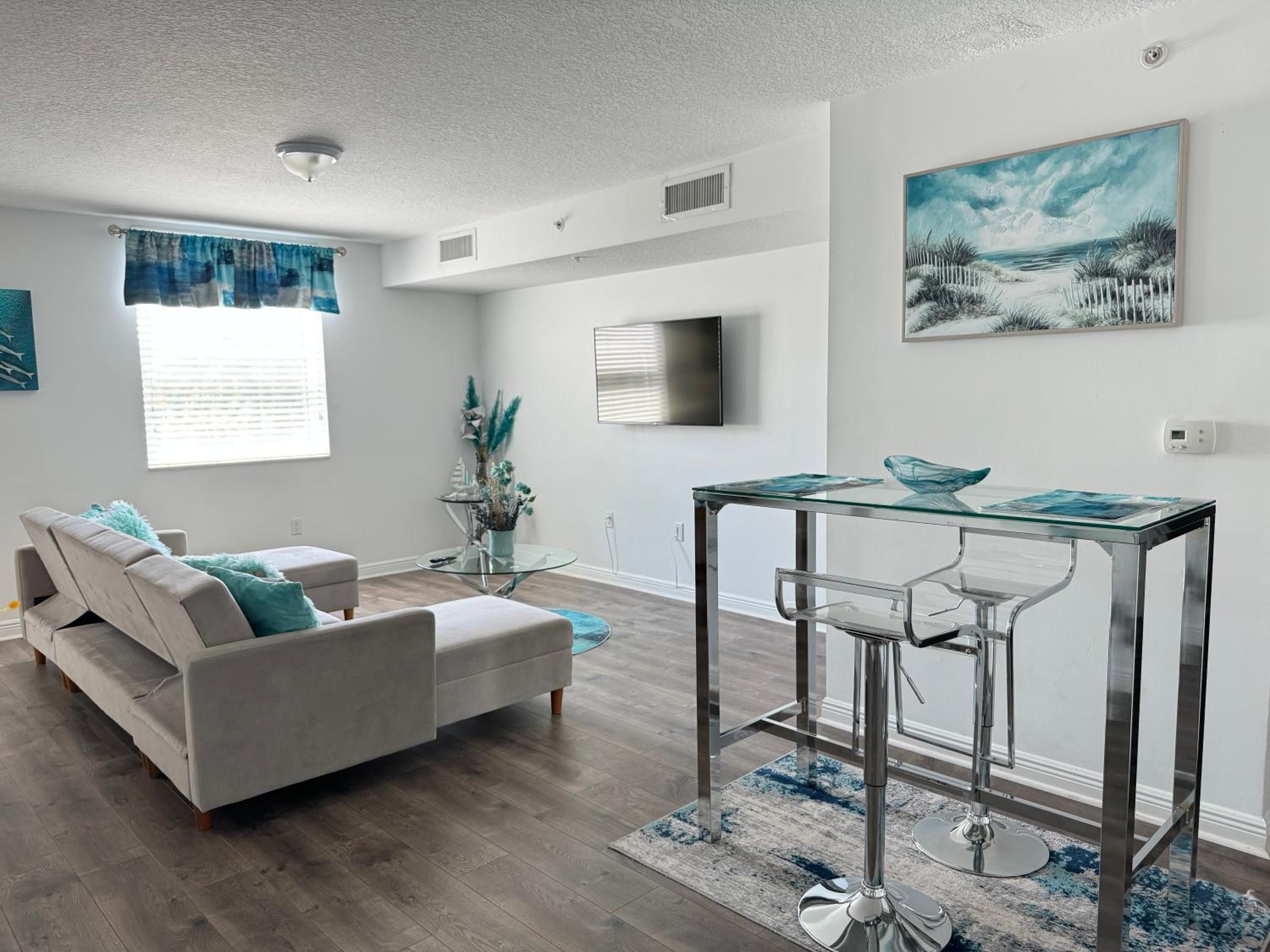 Luxury Oasis Suite