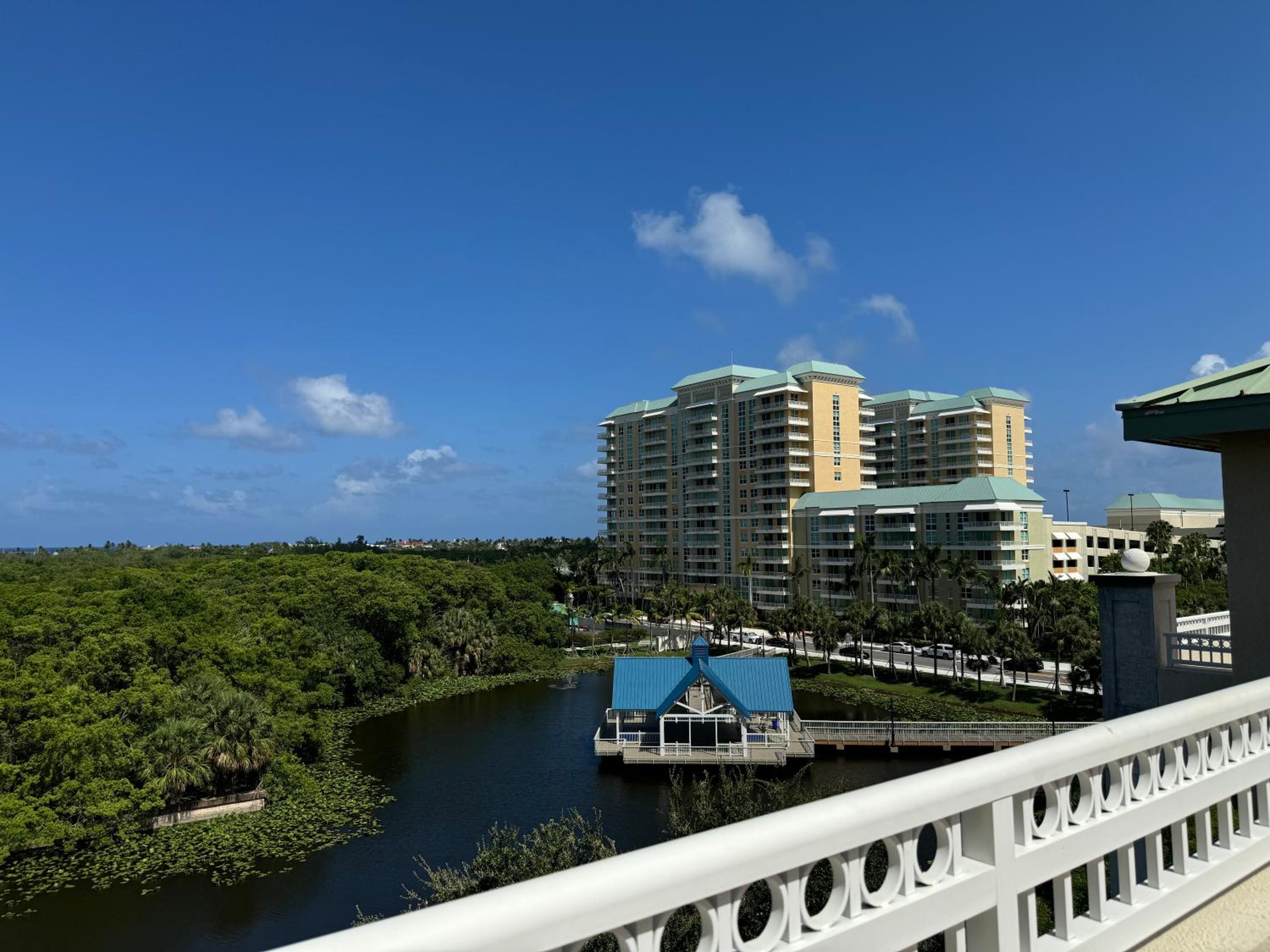 Luxury Oasis Suite, photo 10