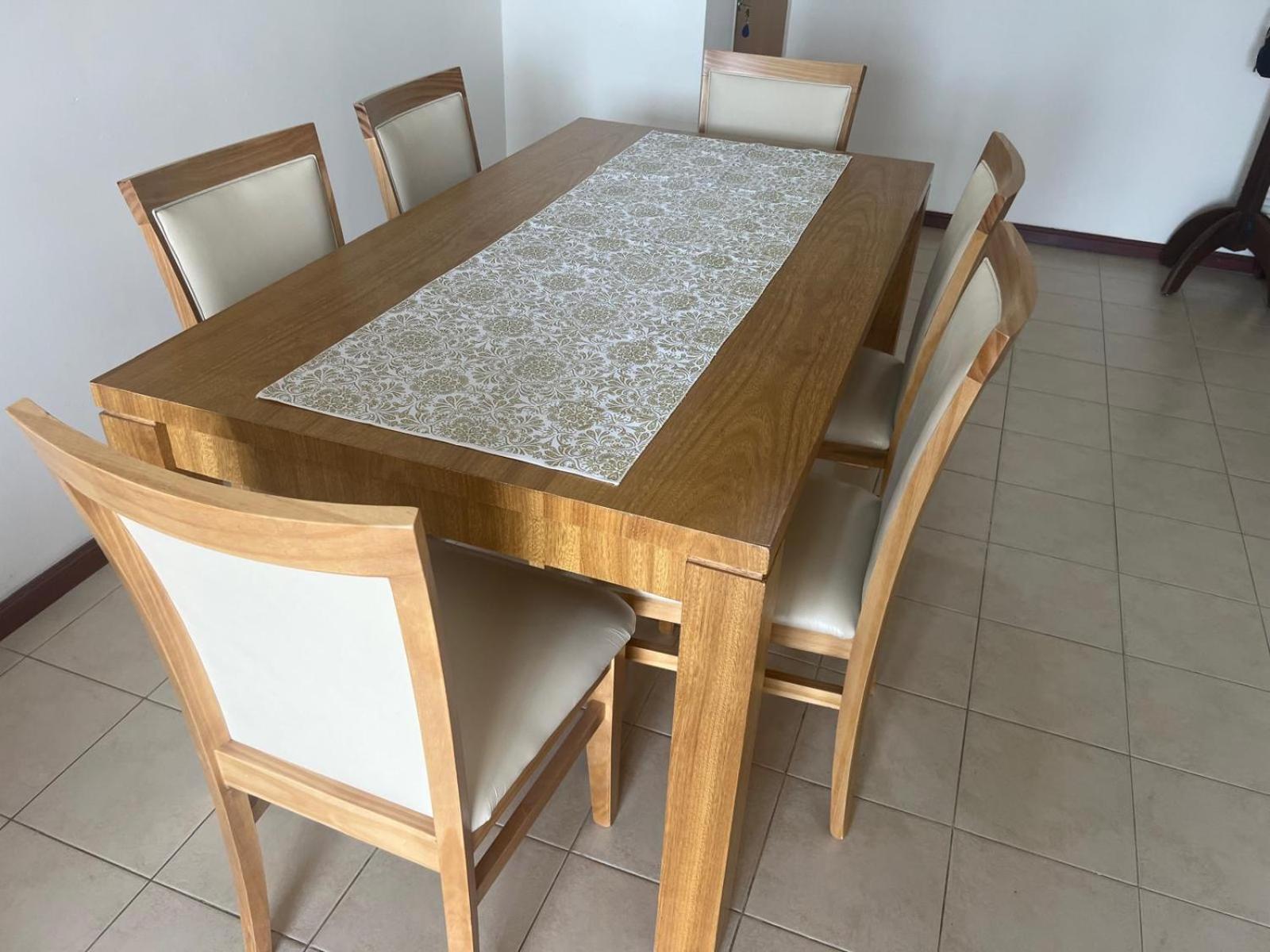 Hermoso apartamento con cochera en el centro!