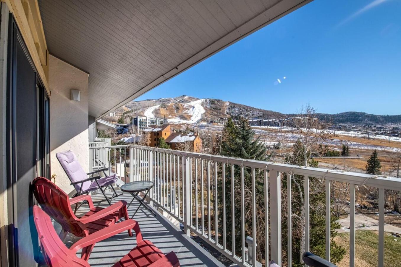 Penthouse Condo in the Heart of the Ski Area! view 4