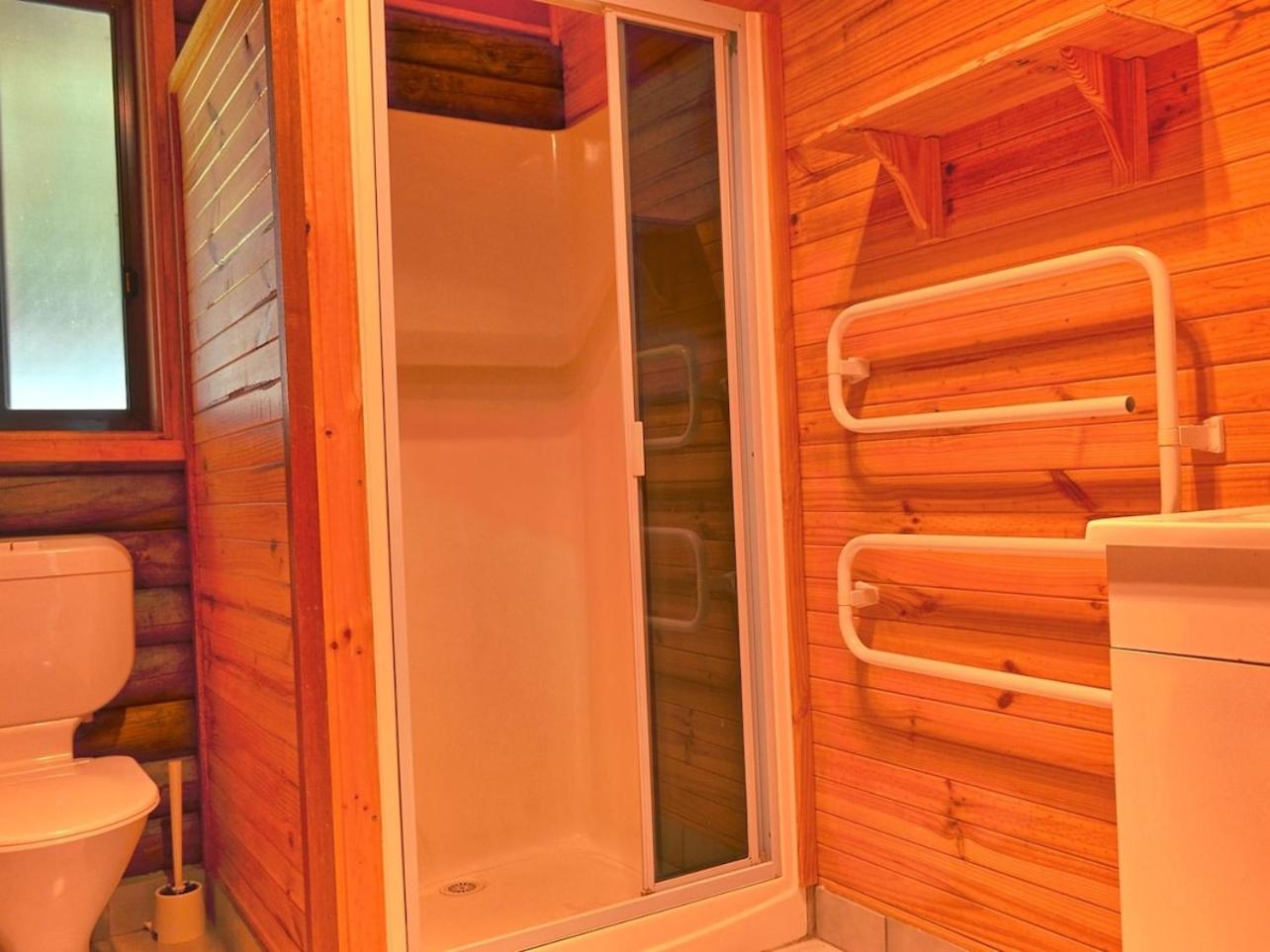 Cabin 2 - Snowy Accommodation