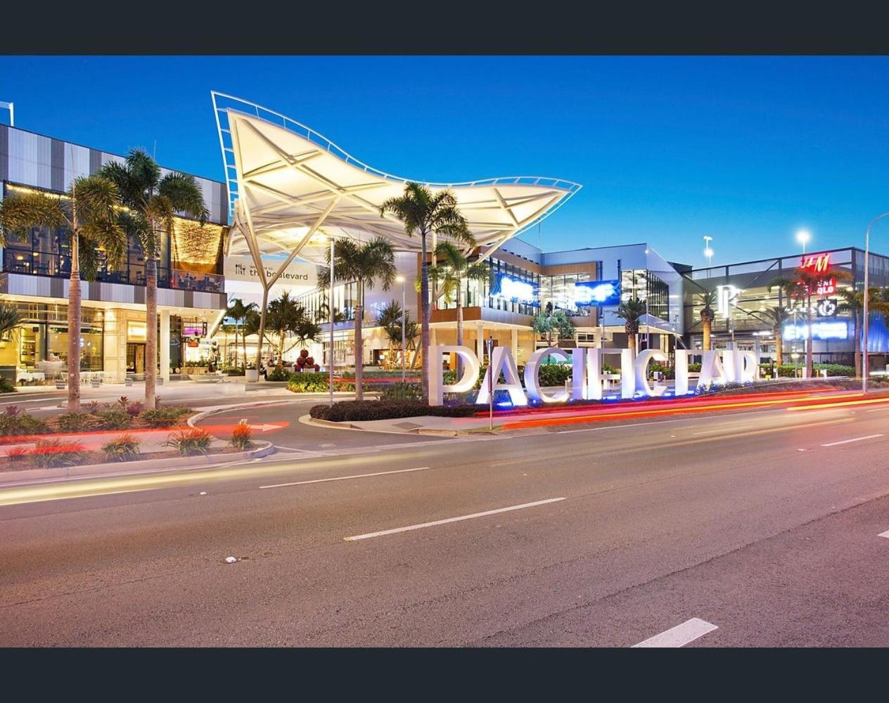 Broadbeach Bliss, 18th Floor Sierra Grand Oasis