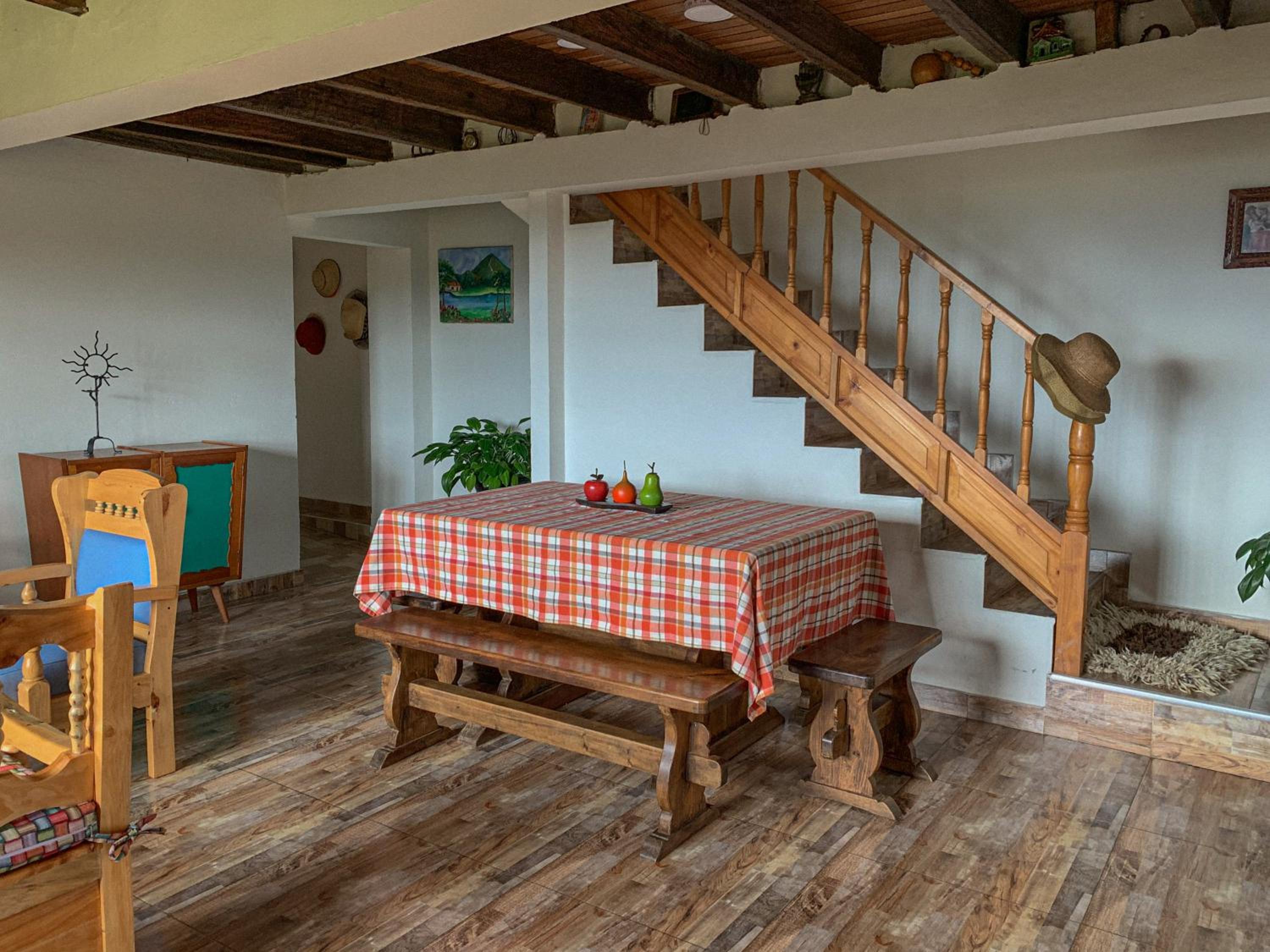 Casa Laurel