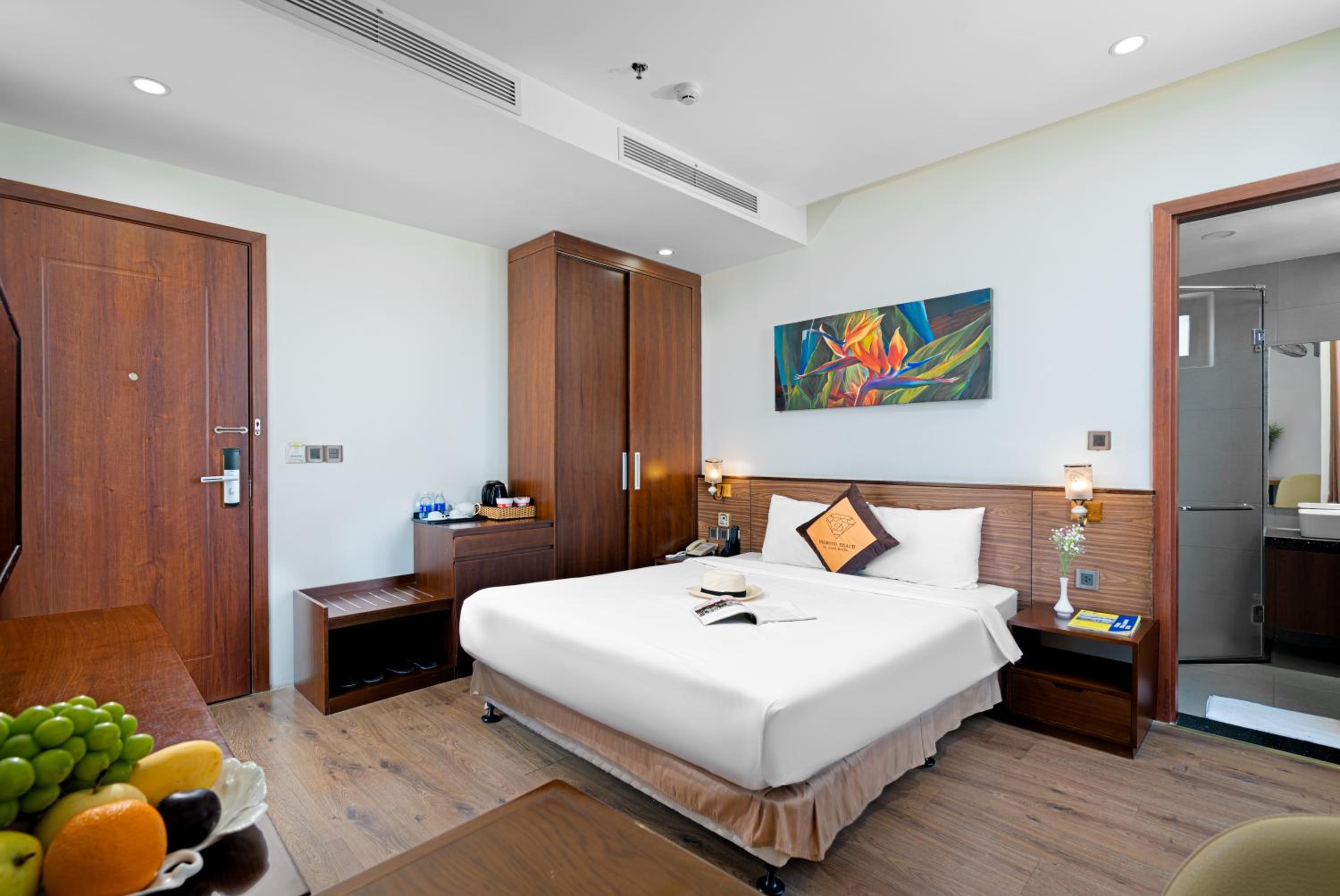 Diamond Hotel DN - by BAY LUXURY view 4