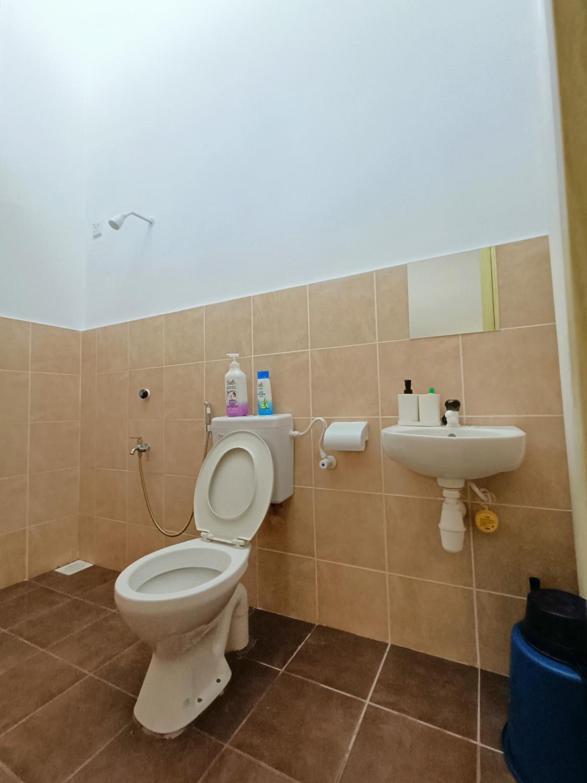 Zen Clan Homestay Scientex with wifi, aircond, water heater photo 3