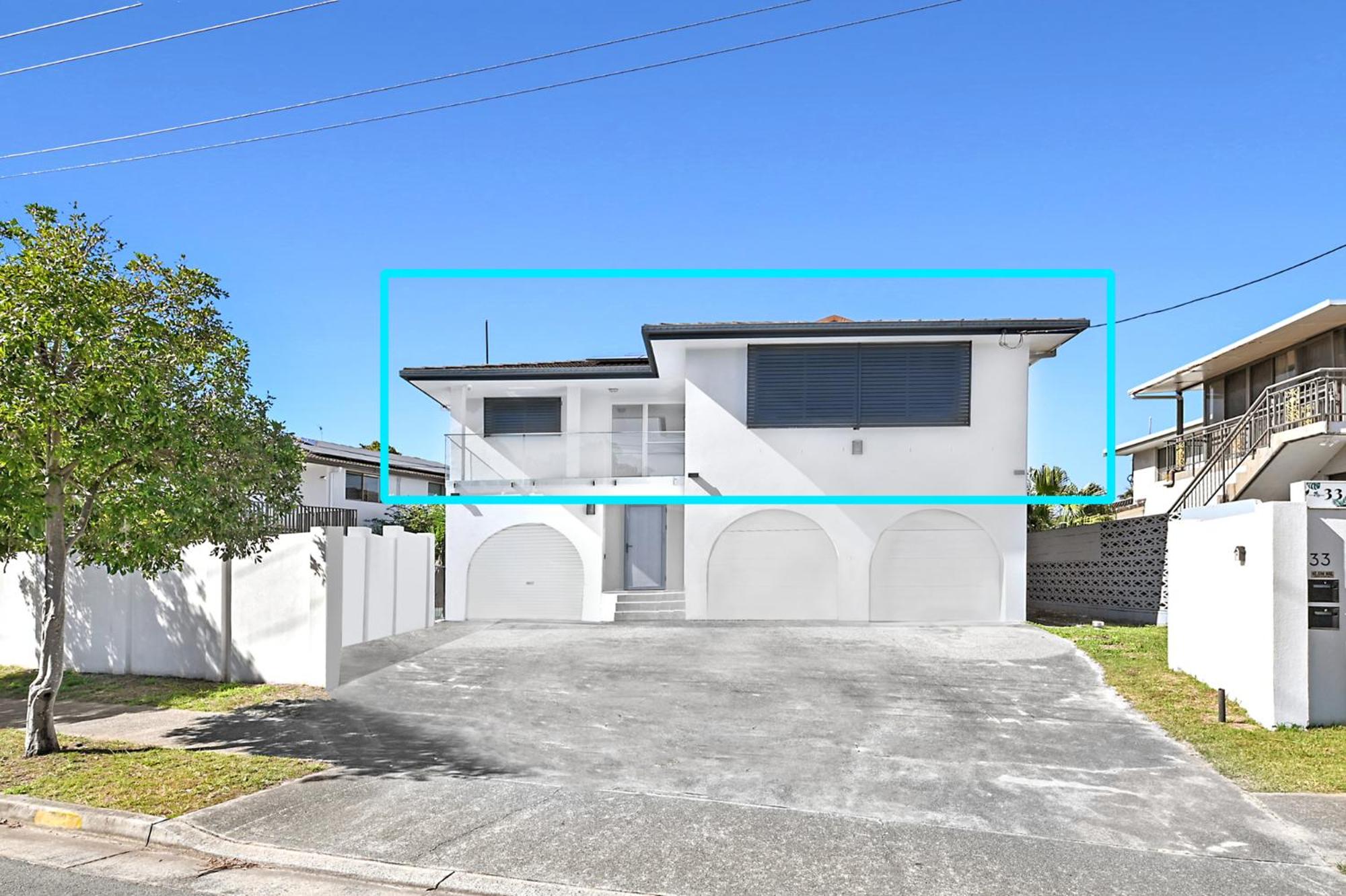 Riverside 4 Bedroom House Unit in Surfers Paradise