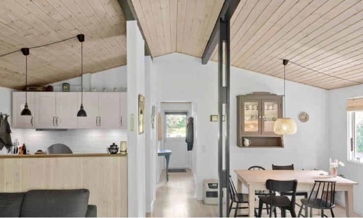 Cozy Cottage In Scenic Surroundings