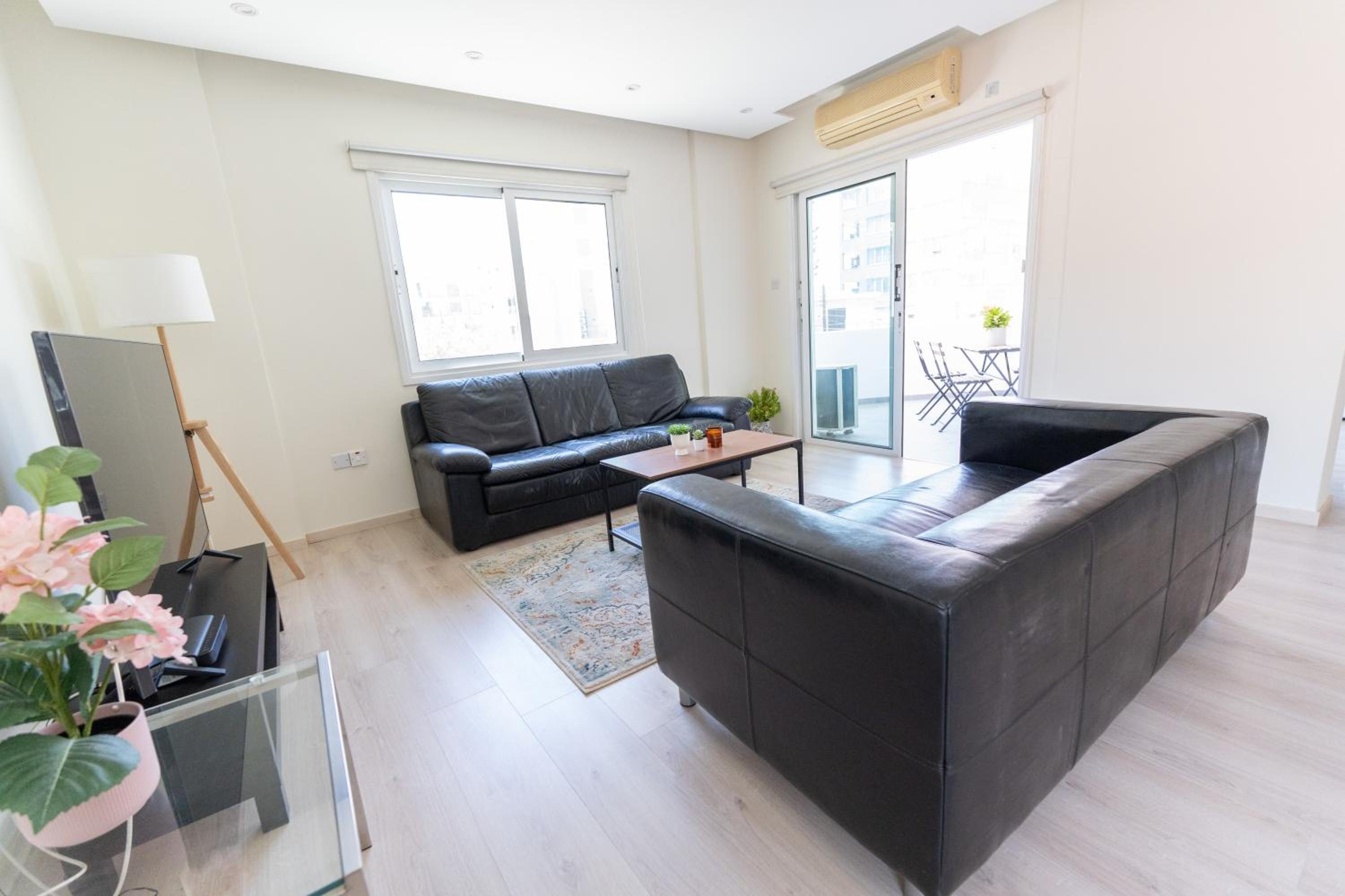 WealthyStays - Olympias 2BR Flat Nicosia Centre