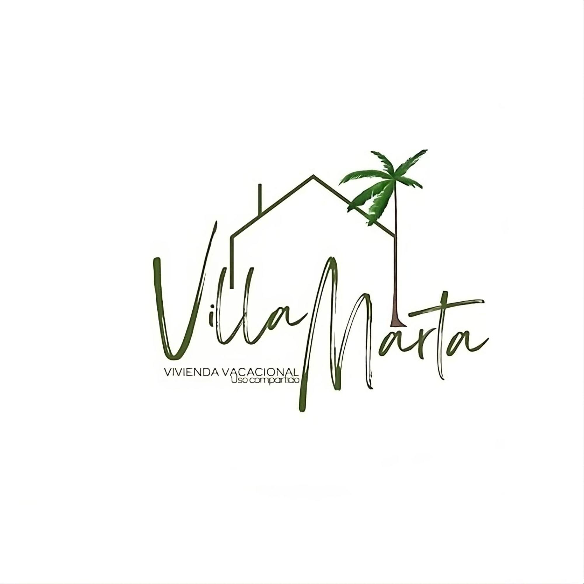 Villa Marta loft diáfano con jardín y aparcamiento en Villa histórica