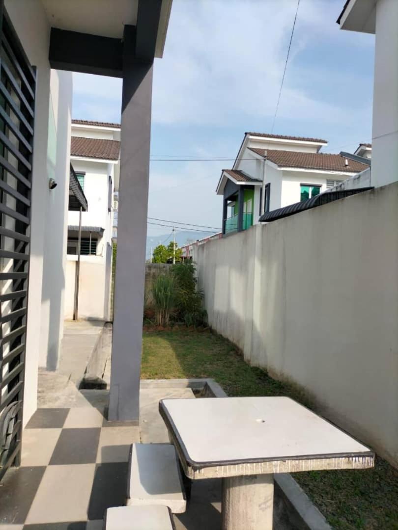 FM Homestay Empire photo 3