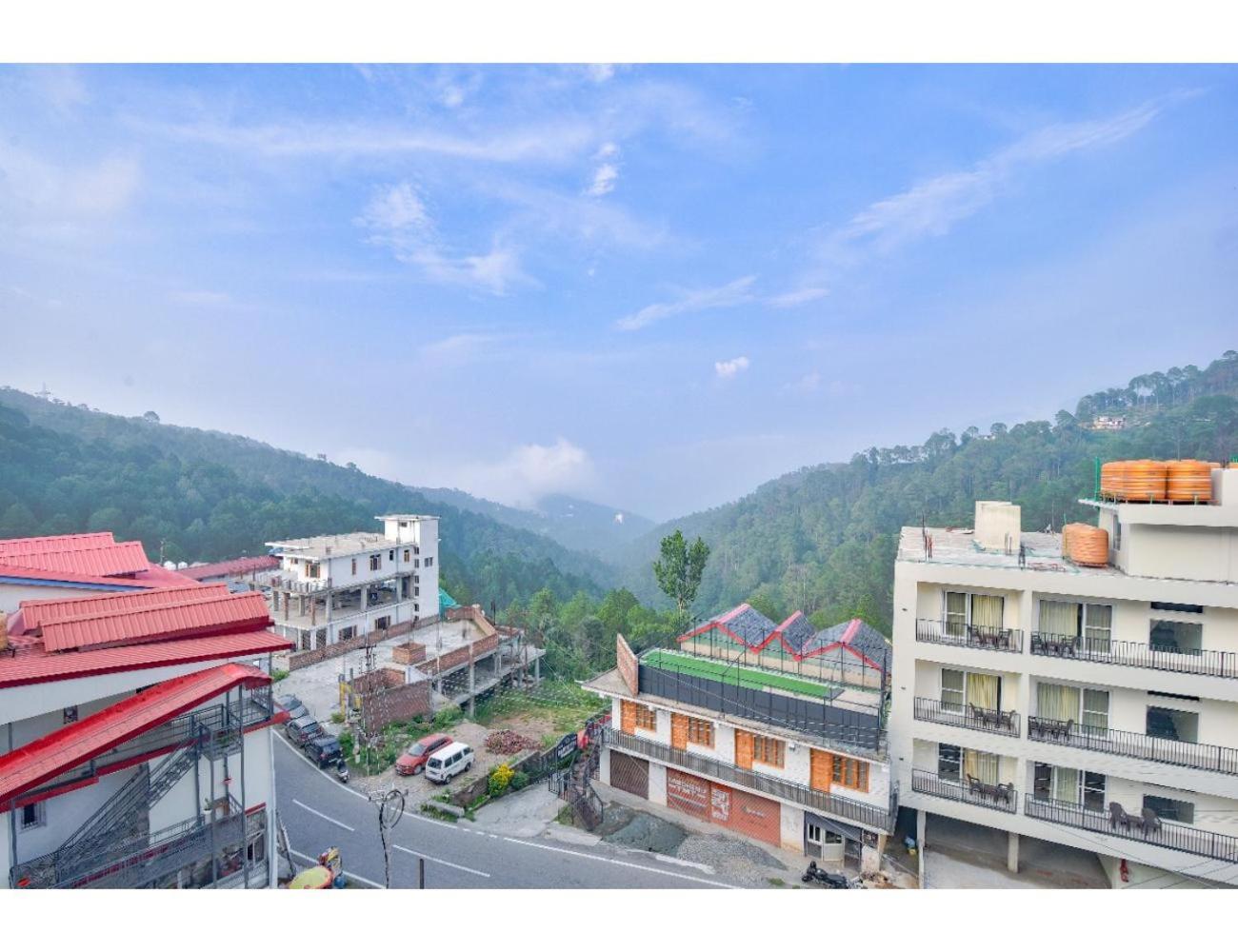 The Jade Mountain by Terraa Hotel, Dalhousie view 4