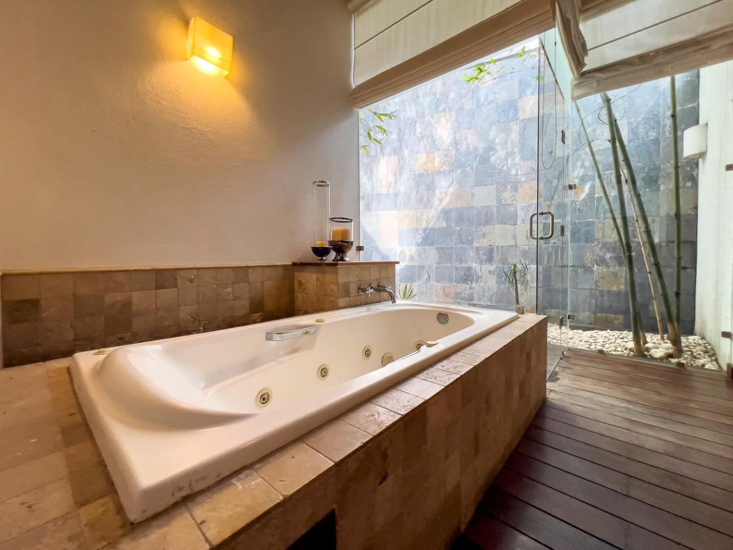 Prime Location with Luxury Amenities in San Miguel view 3