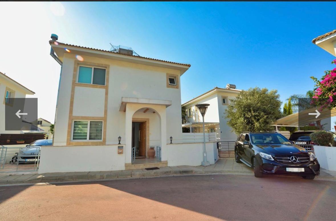 Hephaestus Family Villa, Ayia Triada Beach