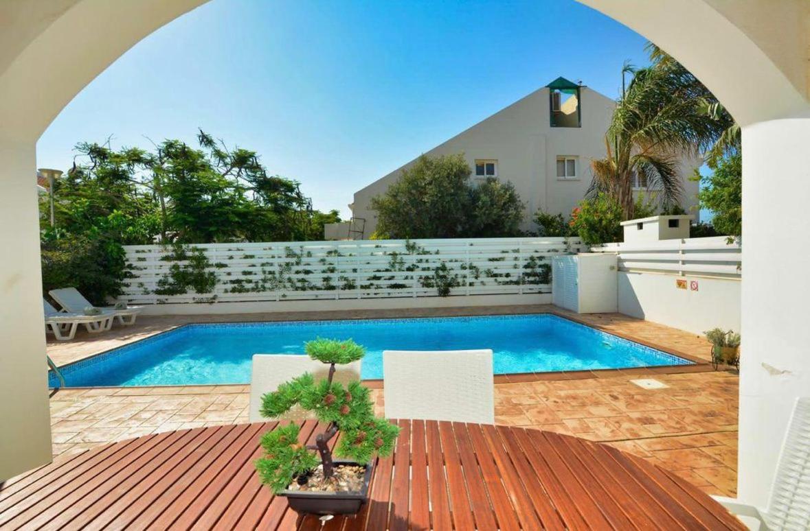 Hephaestus Family Villa, Ayia Triada Beach