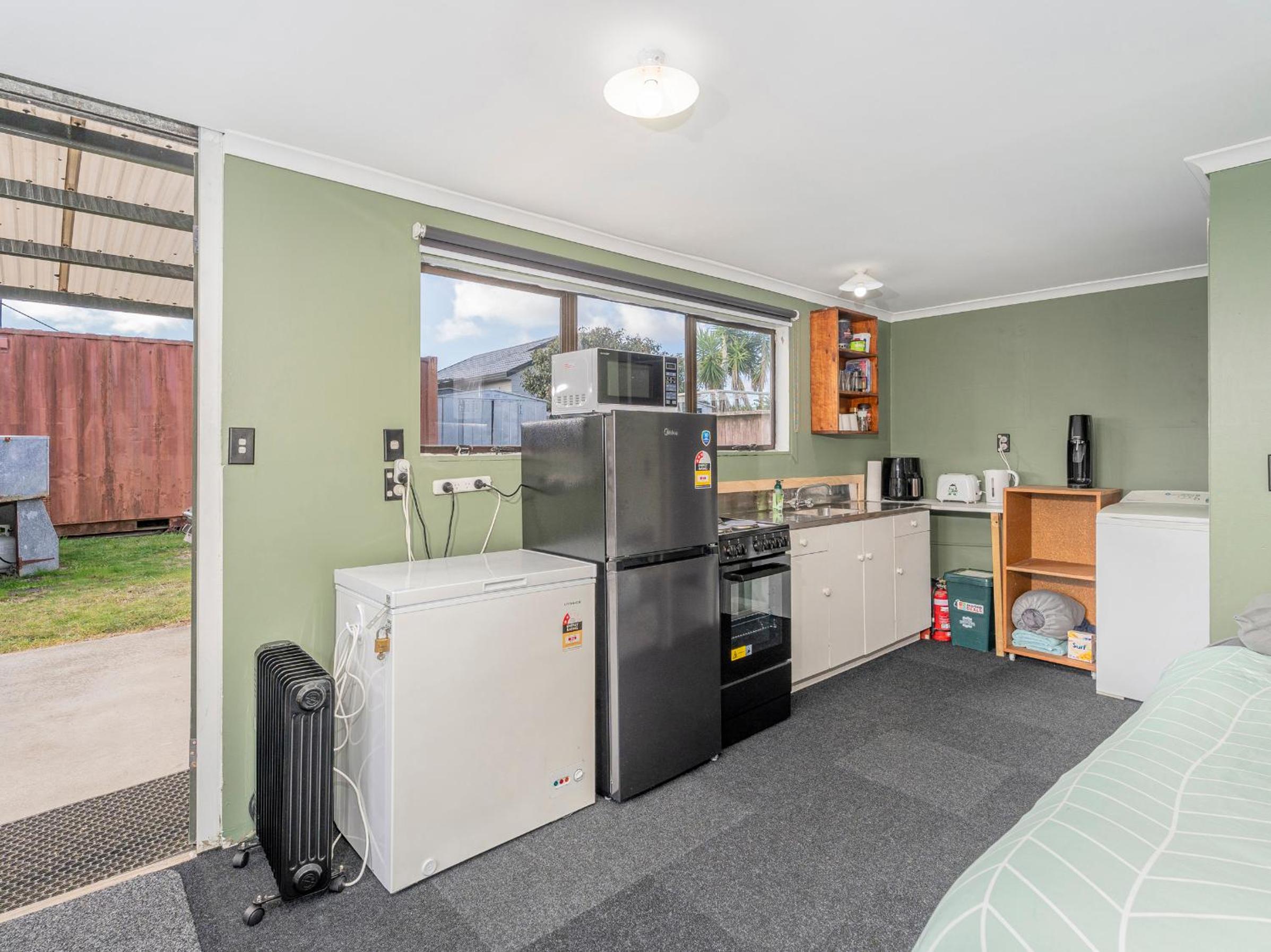 Holiday on Hampton - Whangamata Holiday Bach view 4
