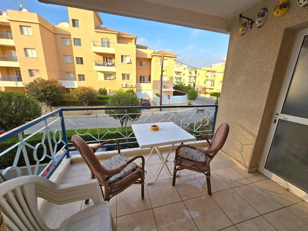 MyCyprusStay - Jo's Lovely 2 Bedroom Modern Apartment