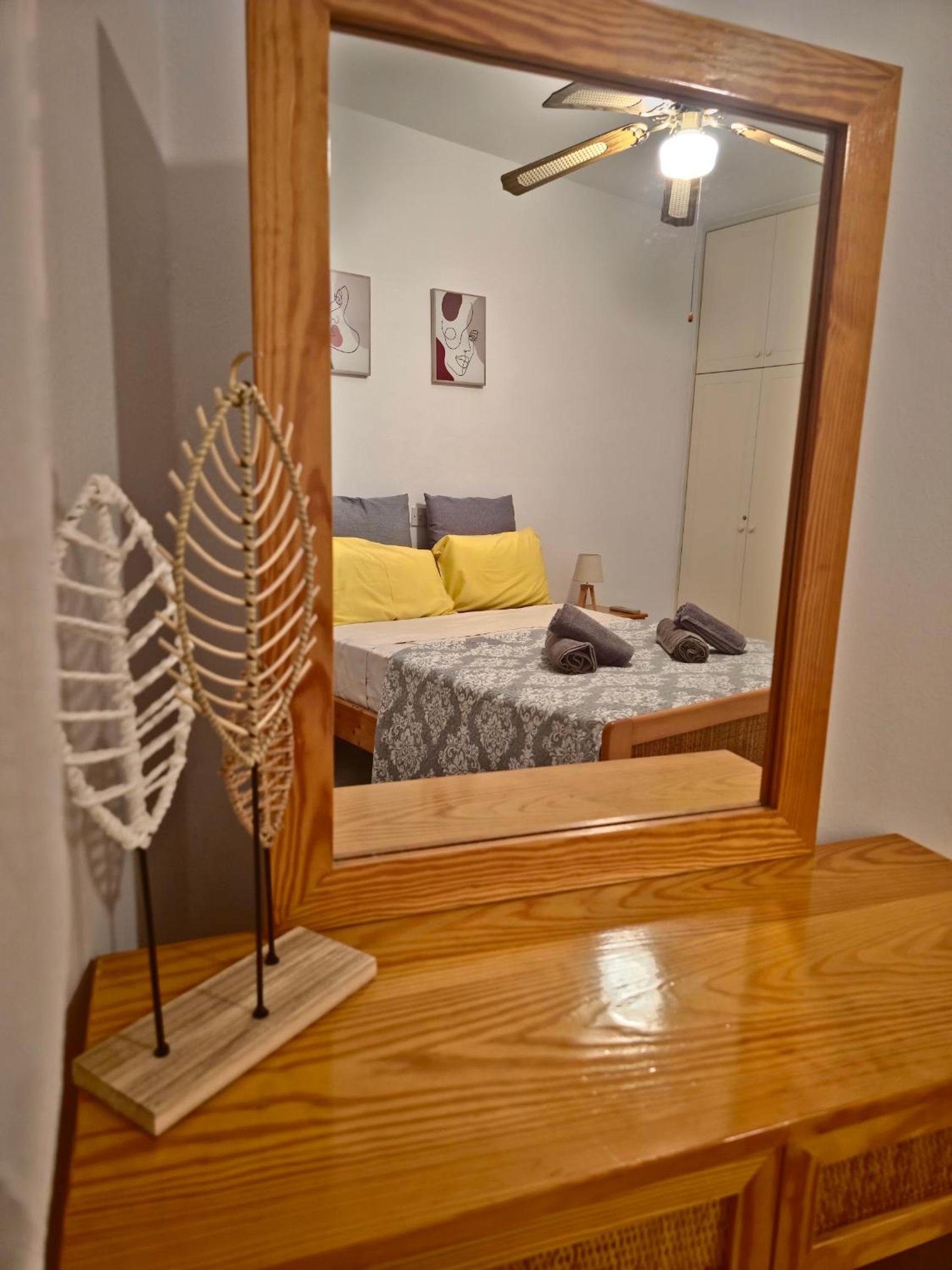 MyCyprusStay - Jo's Lovely 2 Bedroom Modern Apartment