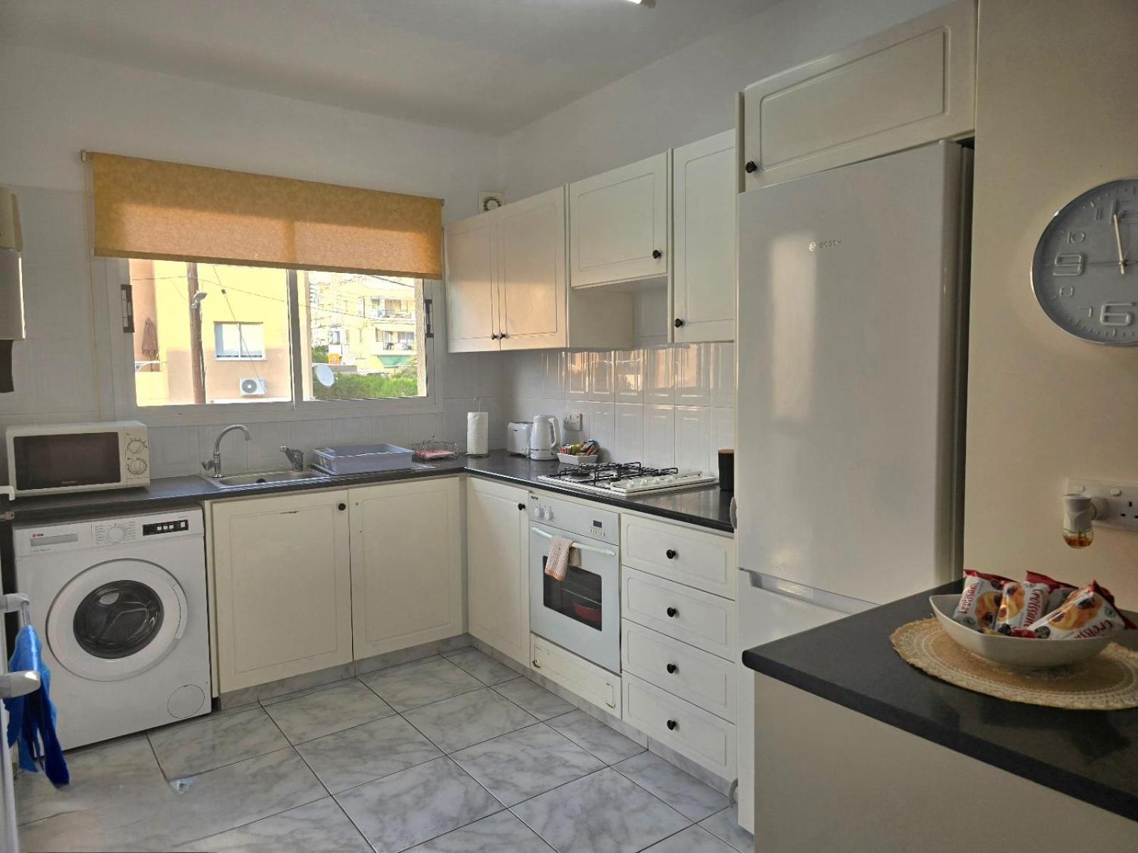 MyCyprusStay - Jo's Lovely 2 Bedroom Modern Apartment