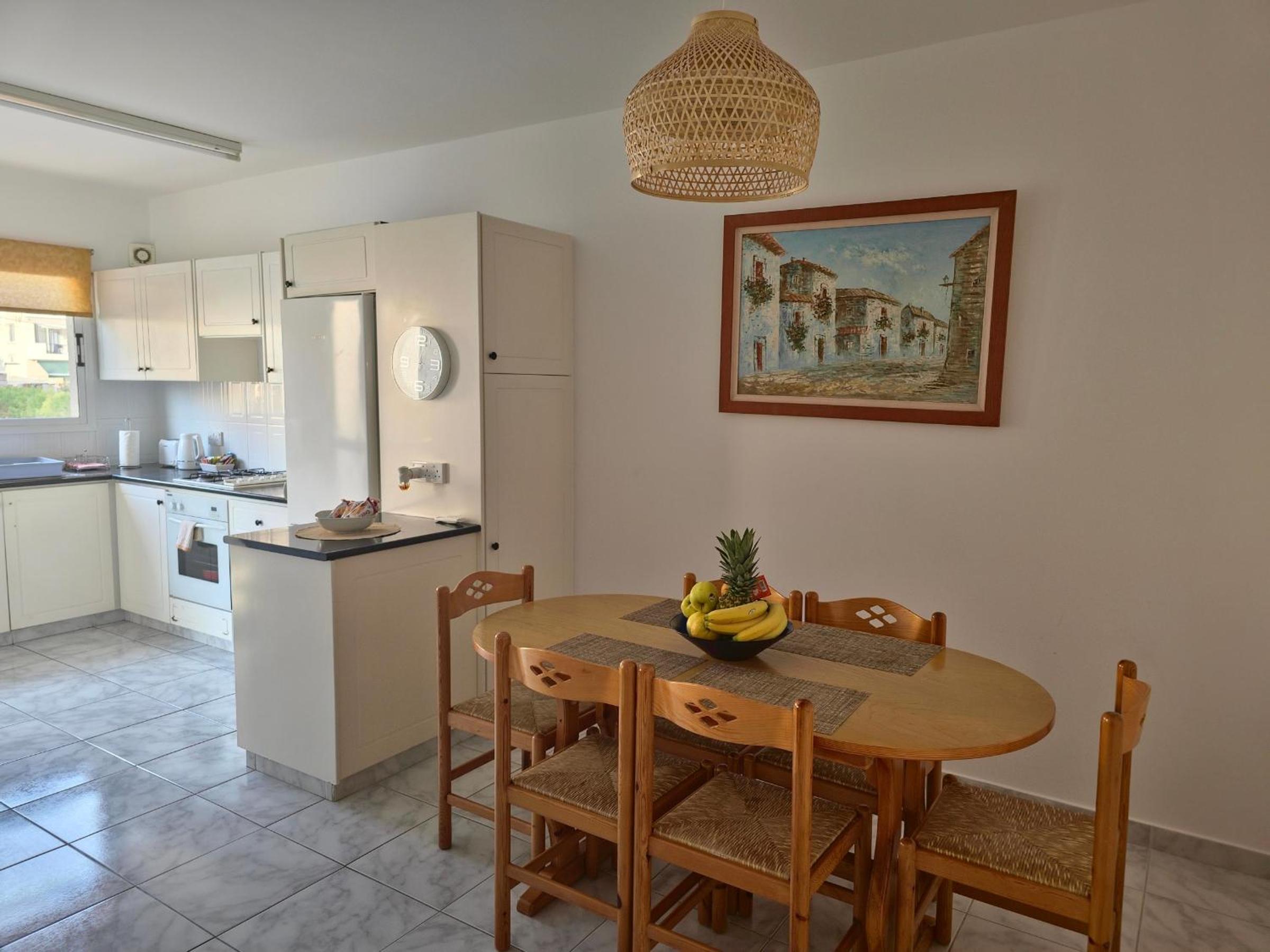 MyCyprusStay - Jo's Lovely 2 Bedroom Modern Apartment