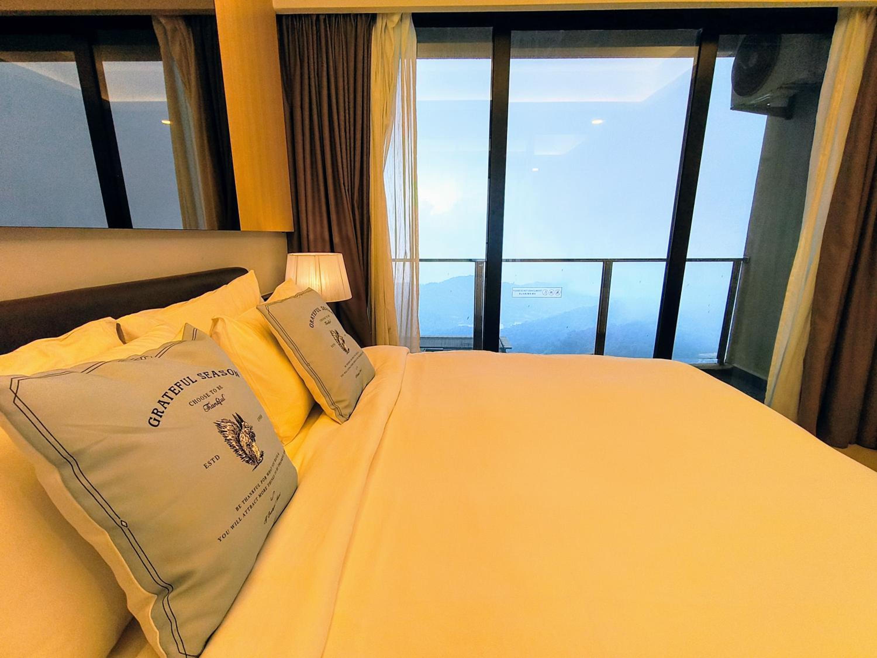 Genting Peak 4PaxStudio213 @Ion Delemen photo 1