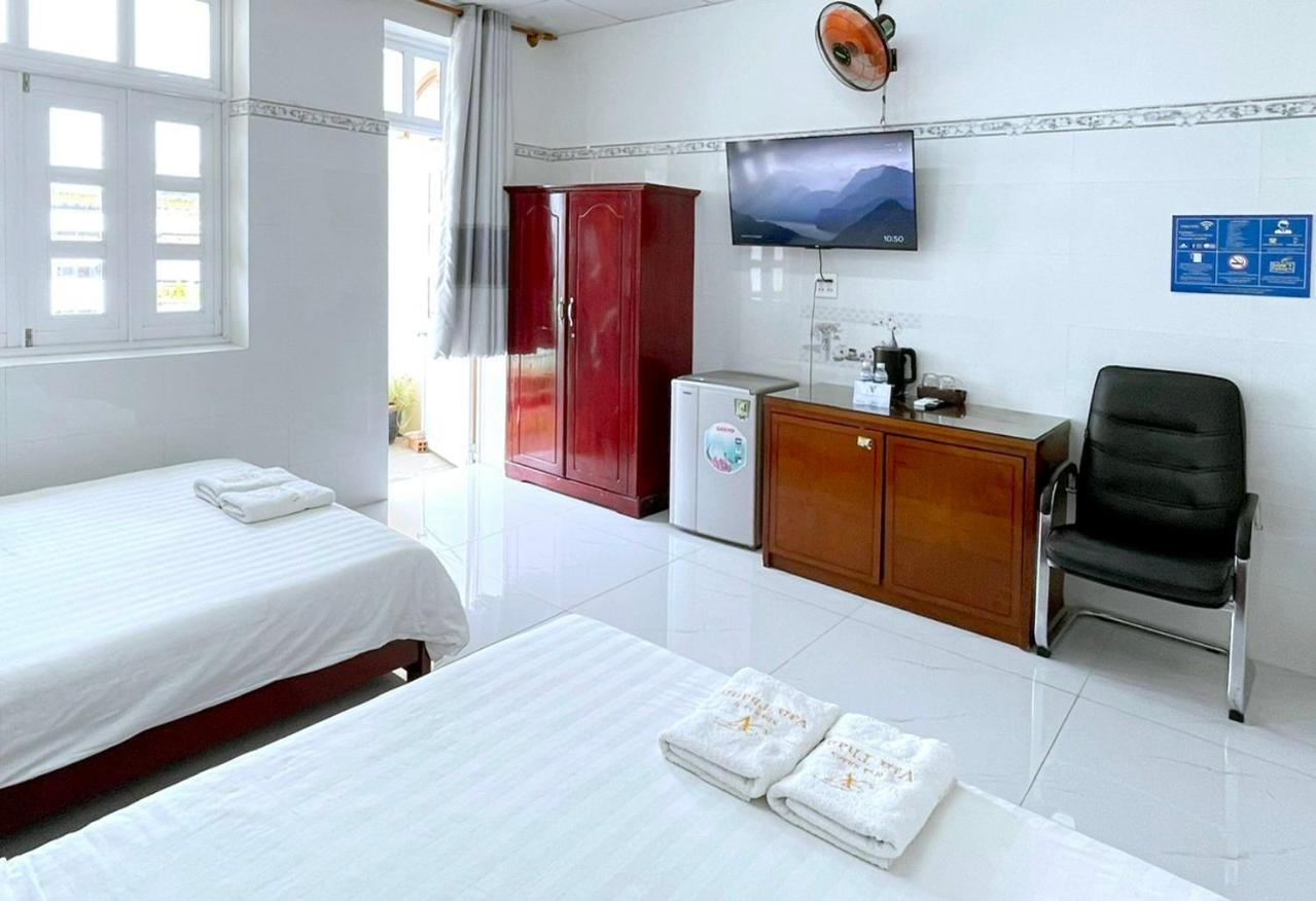 Nhà Khách Vạn Thành