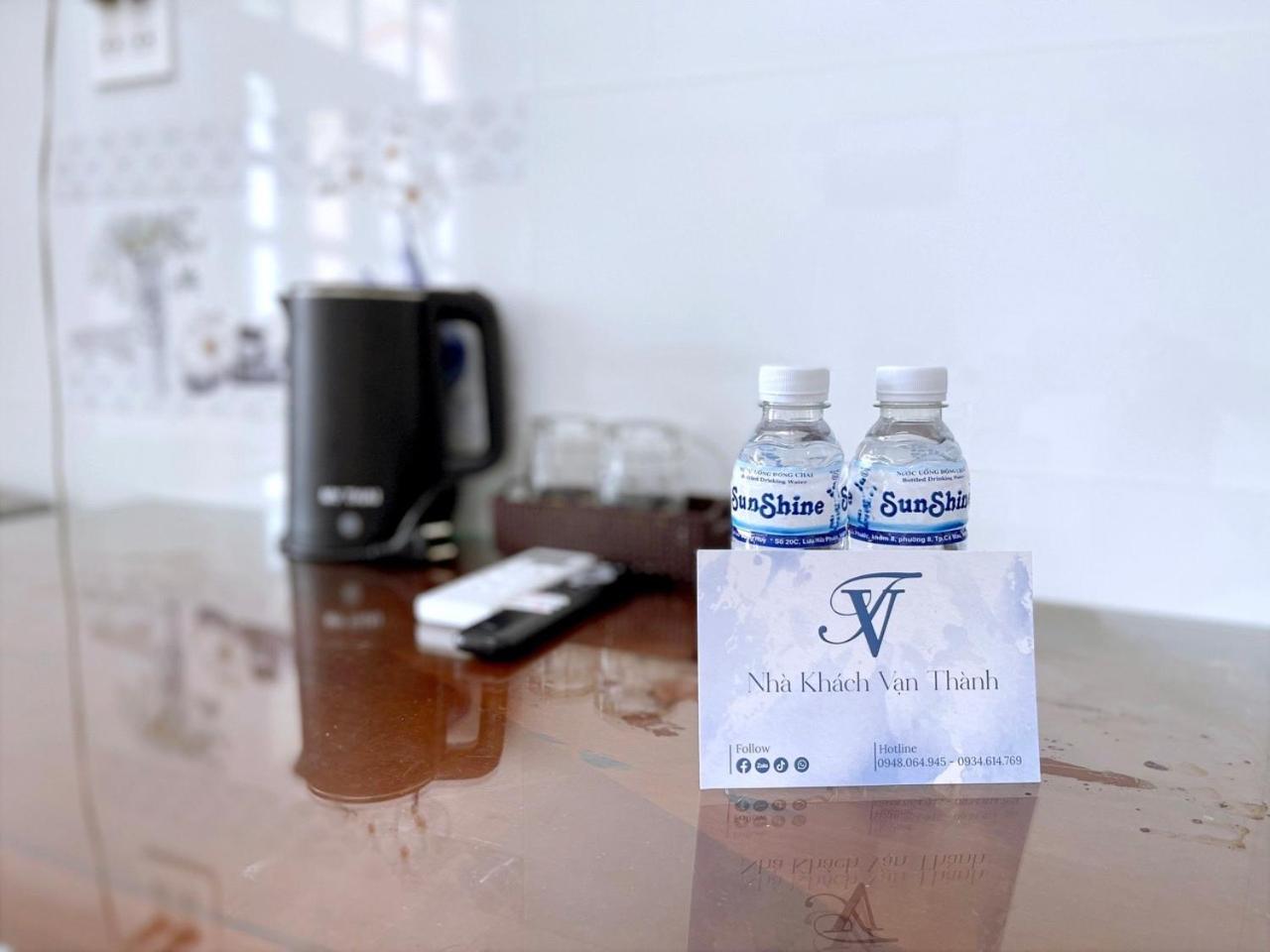 Nhà Khách Vạn Thành