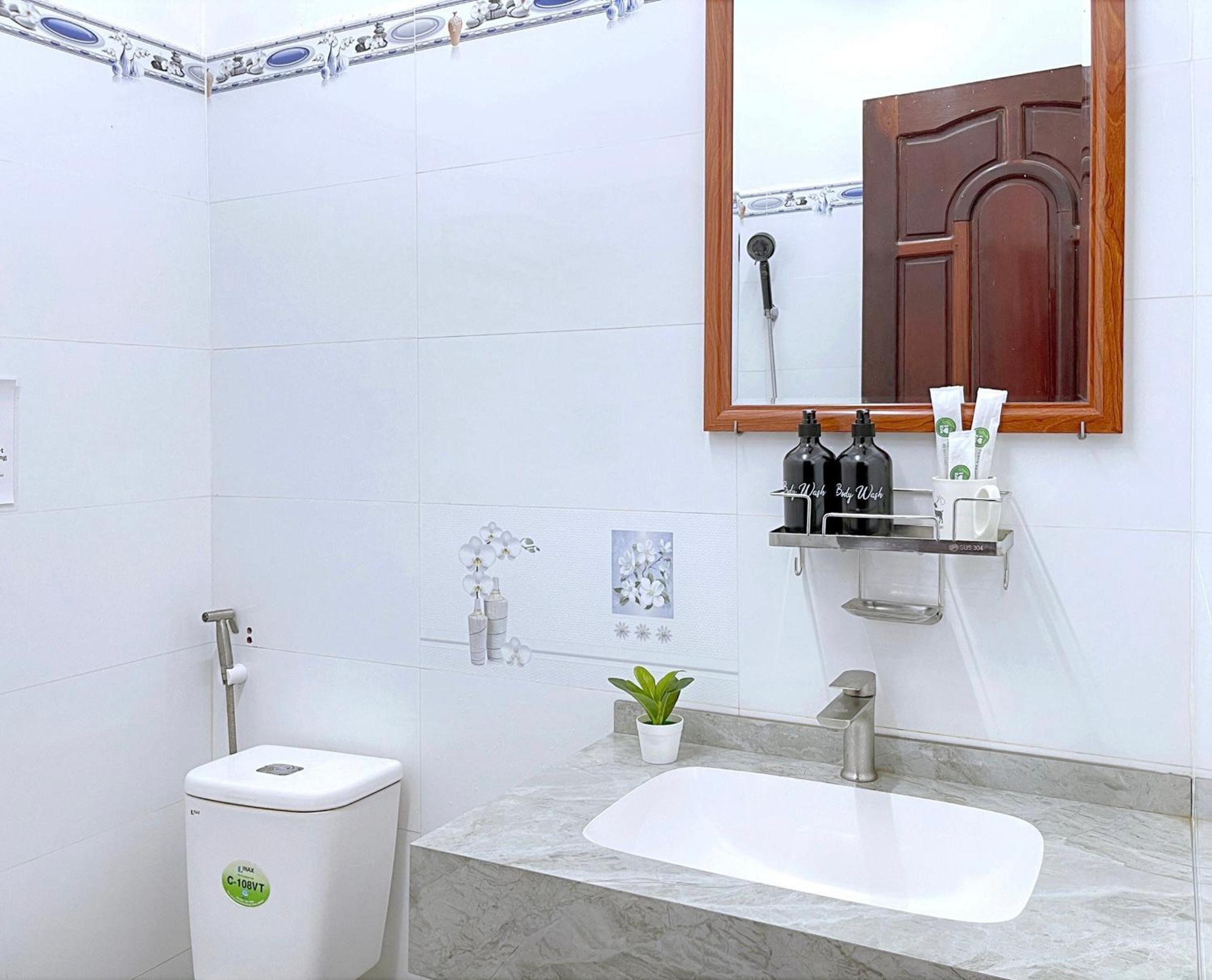 Nhà Khách Vạn Thành
